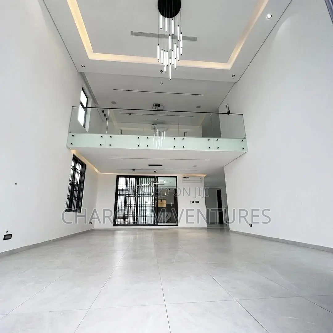 7bdrm House in Charclem Ventures, East Legon for sale in East Legon