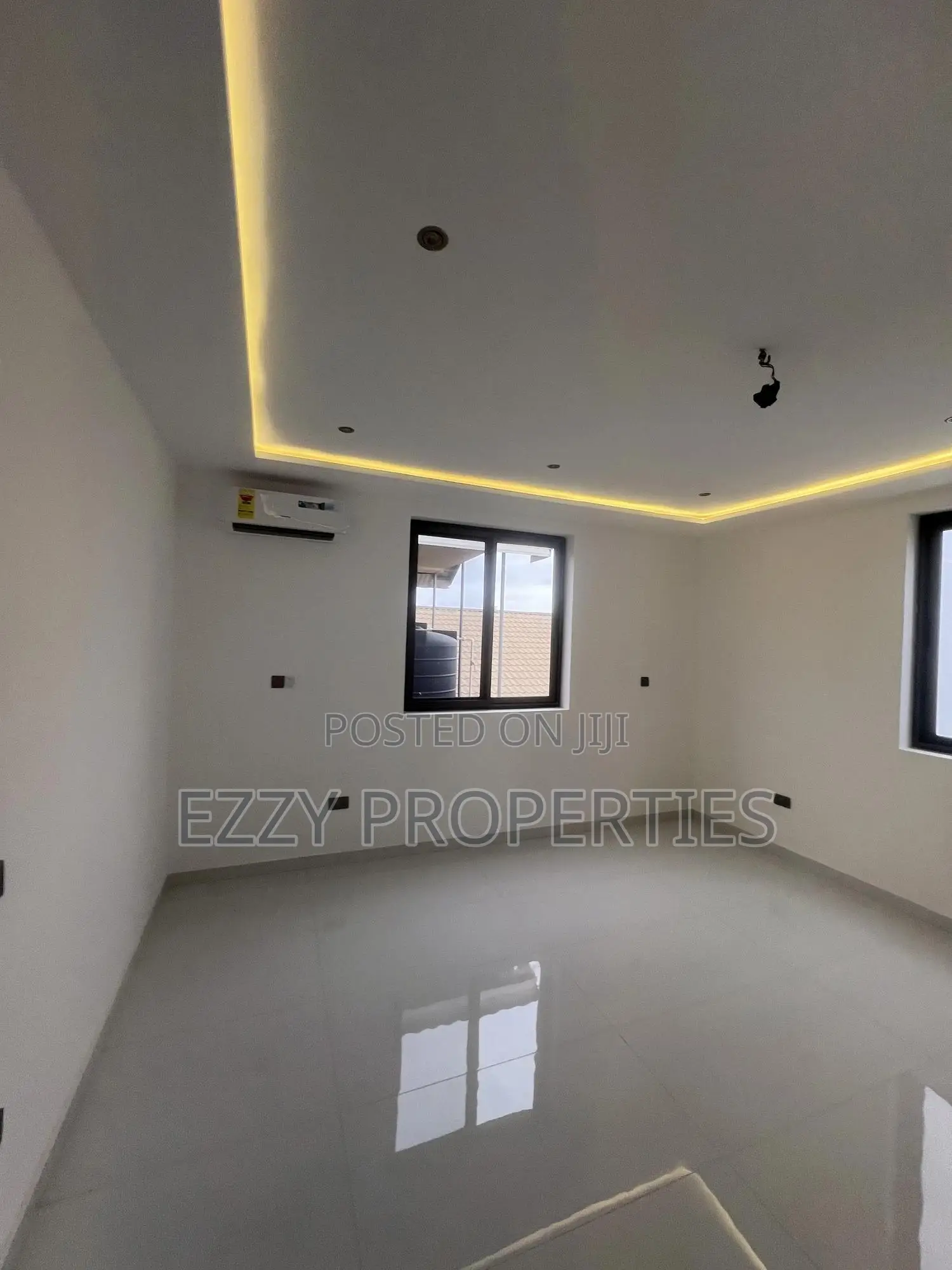 3bdrm House in 100, East Legon for sale in East Legon