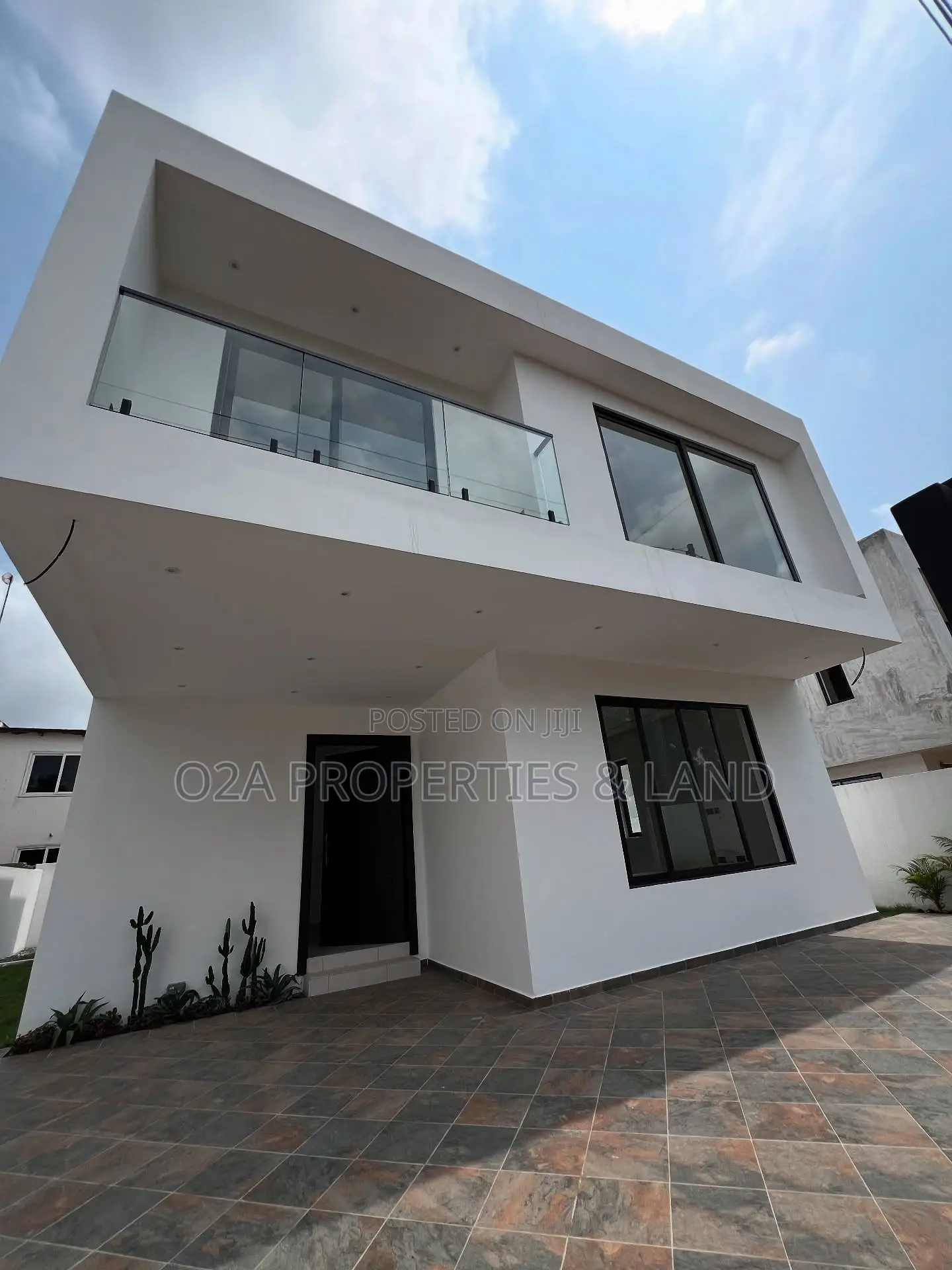 3bdrm House in Oyarifa, Ghana Flag for sale in Ghana Flag