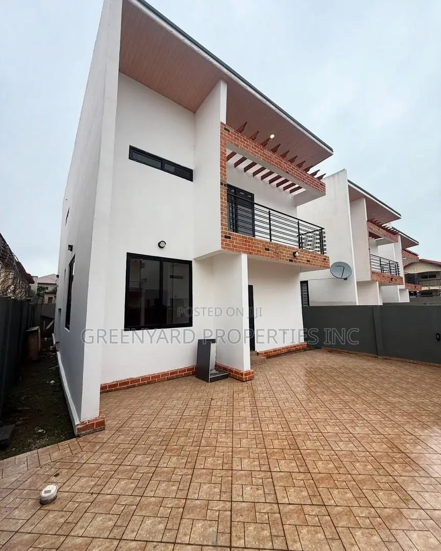 3bdrm House in Oyarifa for sale in Oyarifa