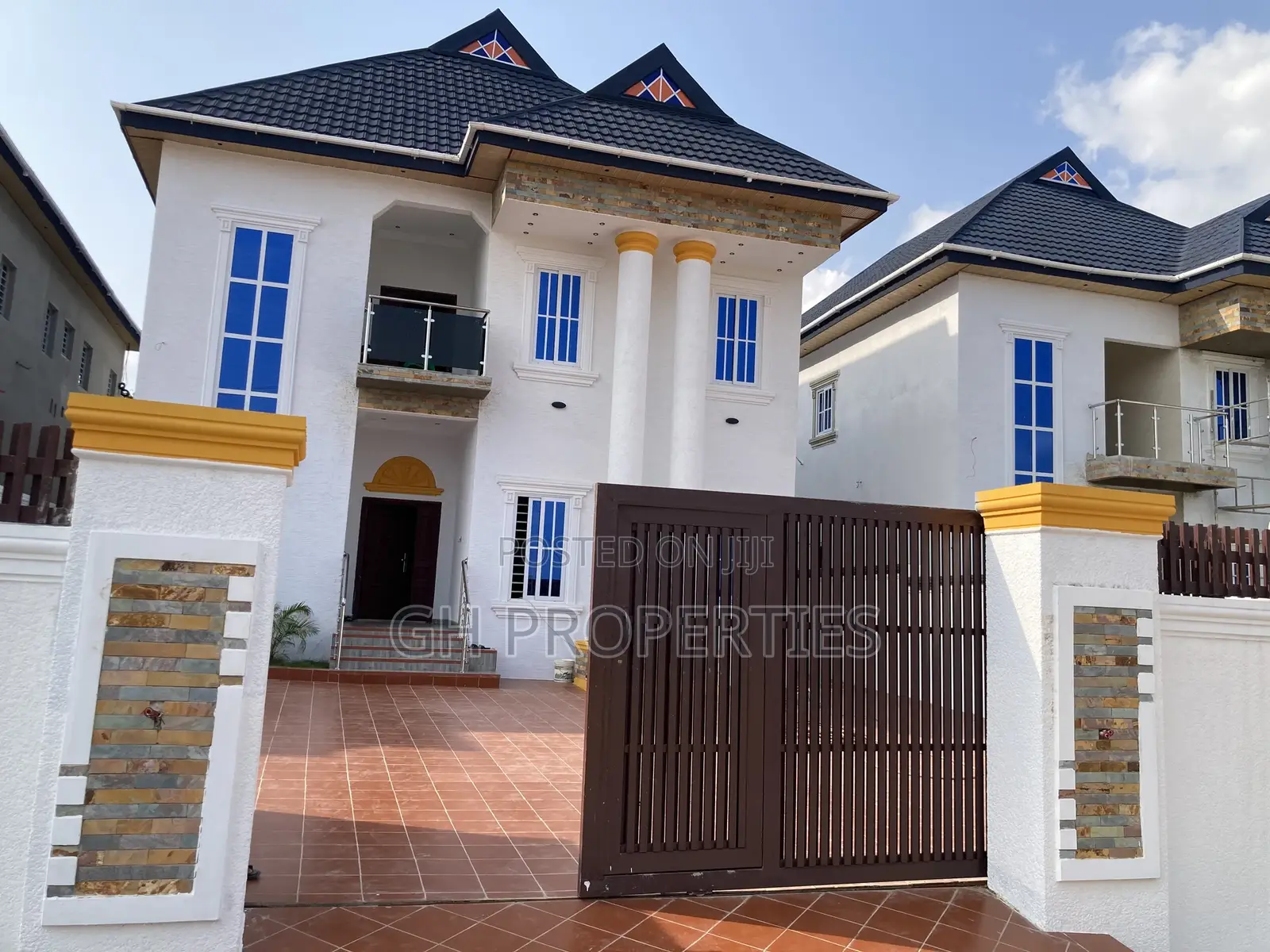 4bdrm Apartment in Four Bedrooms House., Kumasi Metropolitan for sale in Kumasi Metropolitan