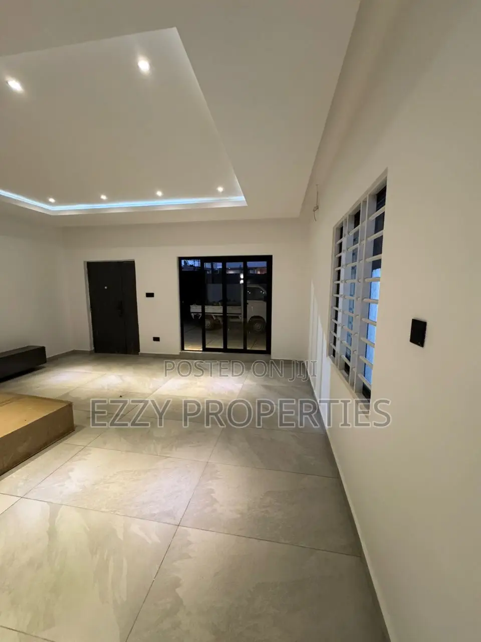3bdrm Bungalow in Adenta Amrahia for sale in Adenta