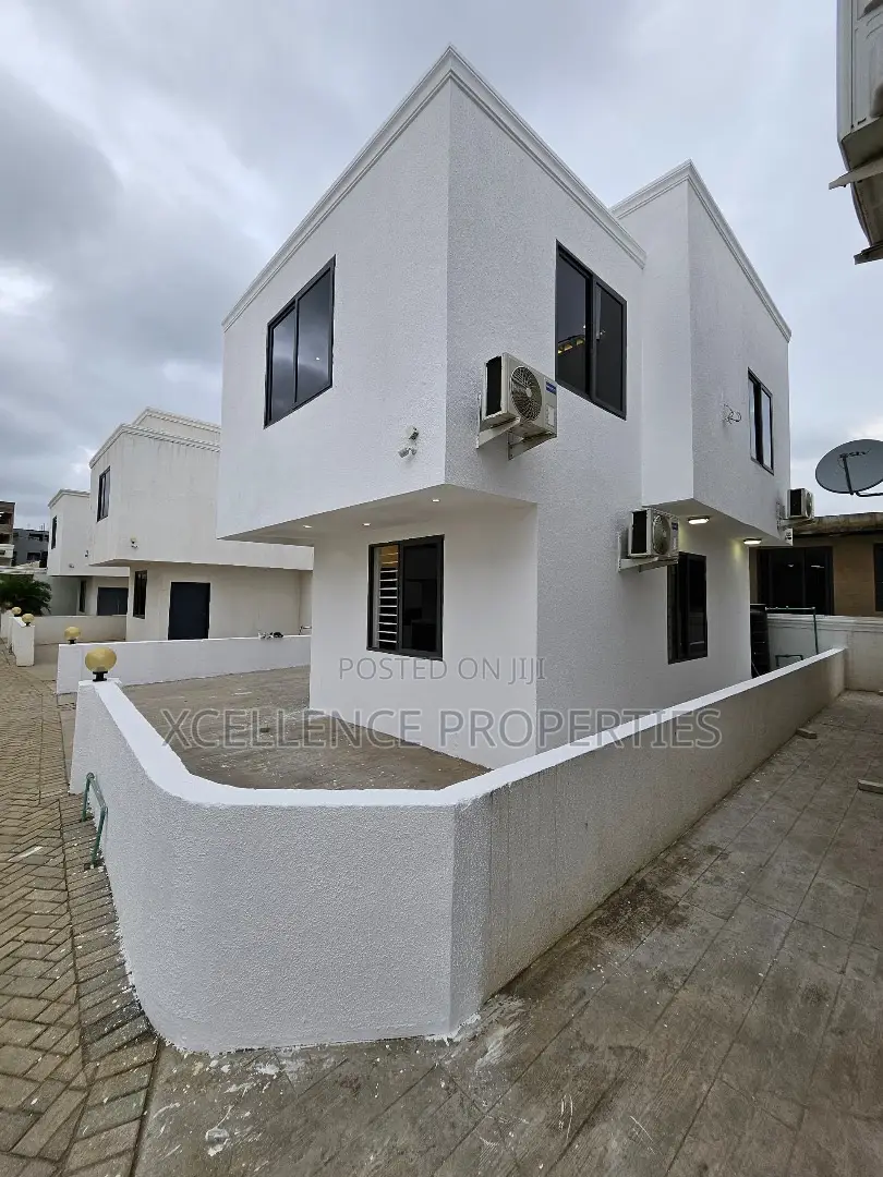 2bdrm Duplex in Xcellence Properties, School Junction for rent in School Junction