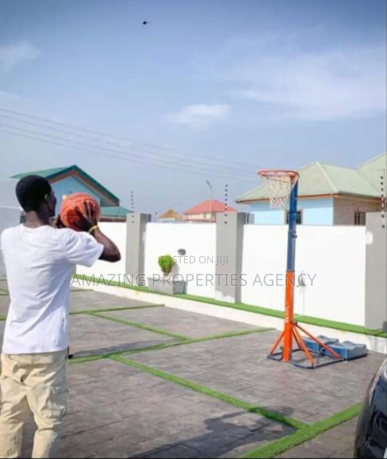 5bdrm House in Prampram for sale in Prampram