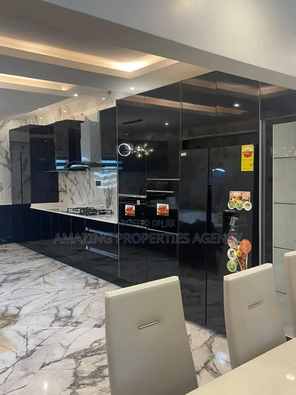 11bdrm House in East Legon for sale in East Legon