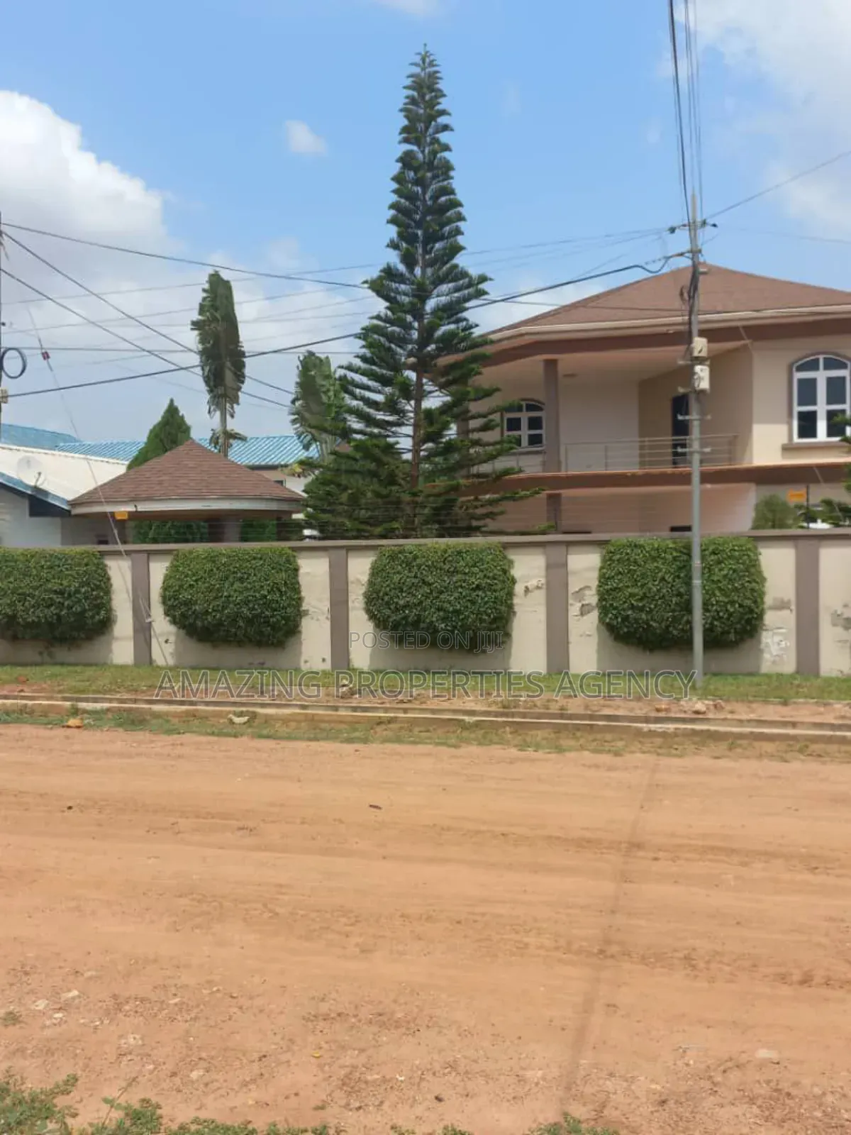 6bdrm Mansion in Adjiriganor for sale in Adjiriganor