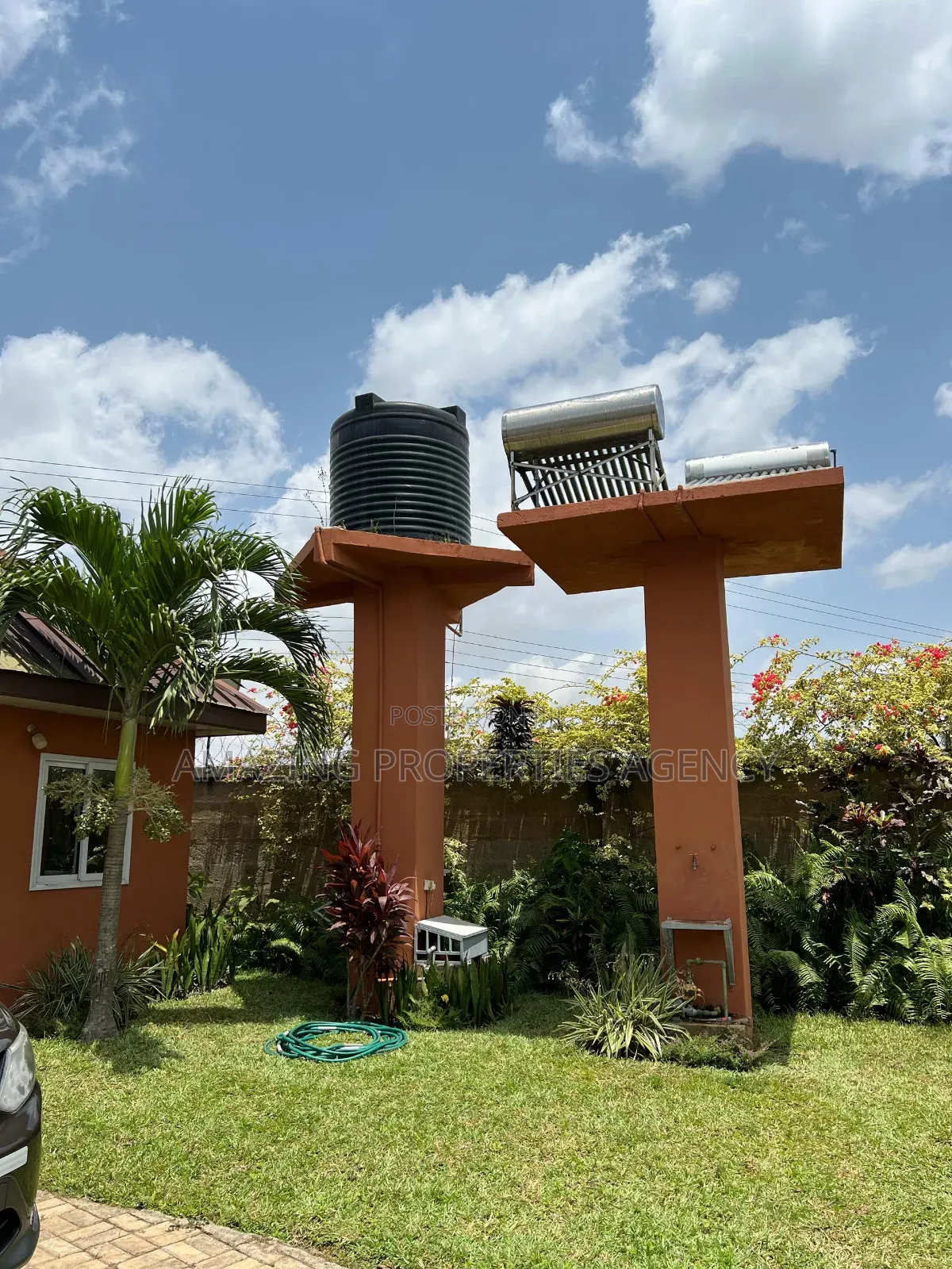 5bdrm Mansion in Aburi for sale in Aburi