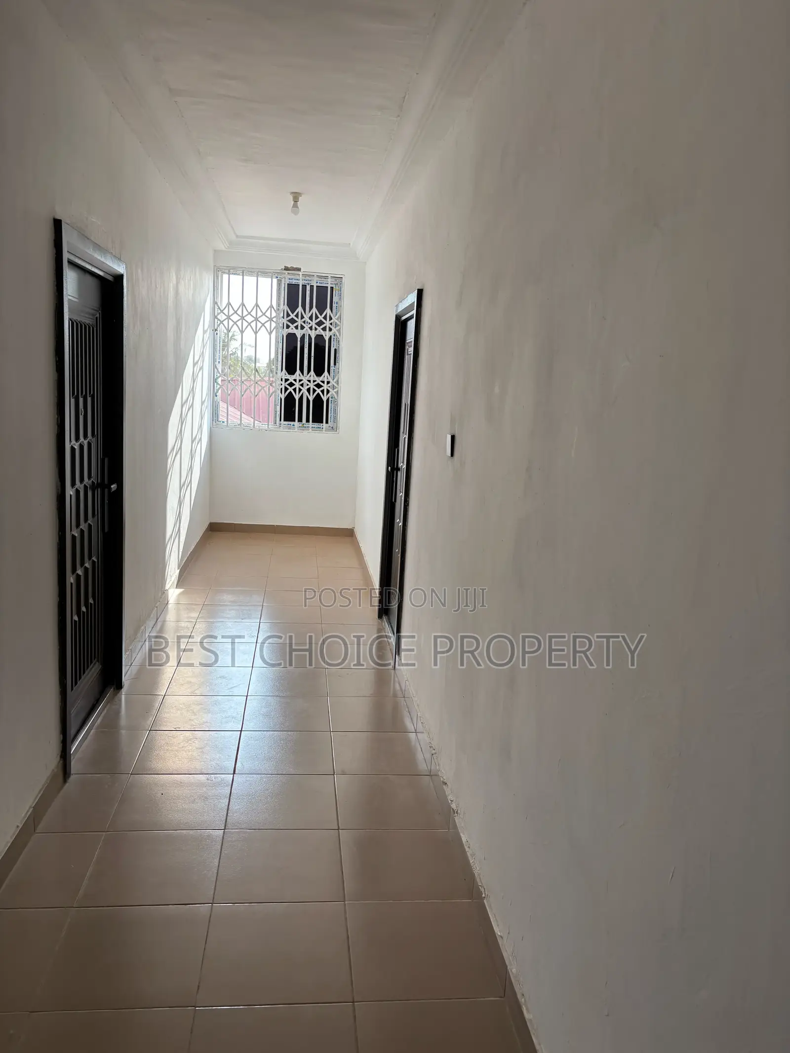 Single Room Sc Available at Adenta Housing Down in Housing Down