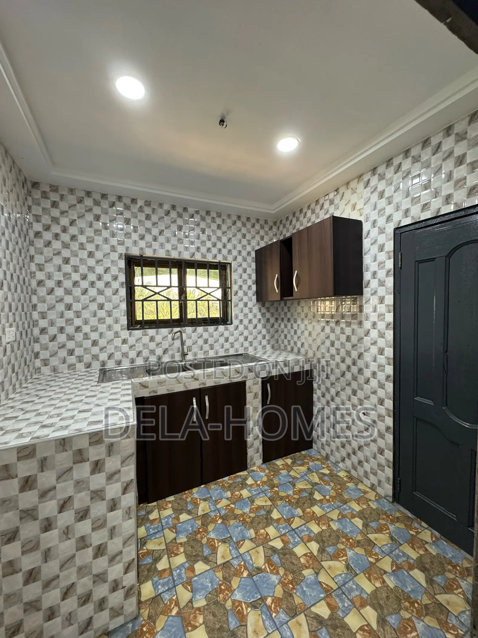 1bdrm Apartment in Adenta, Commandos for rent in Commandos