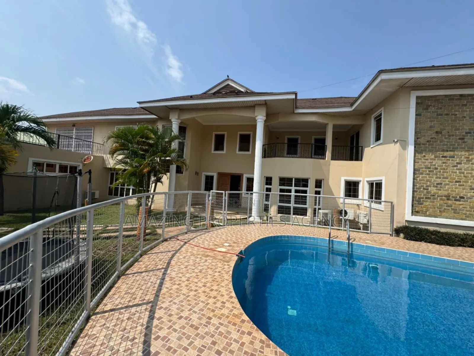 5bdrm Mansion in East Legon for sale in East Legon