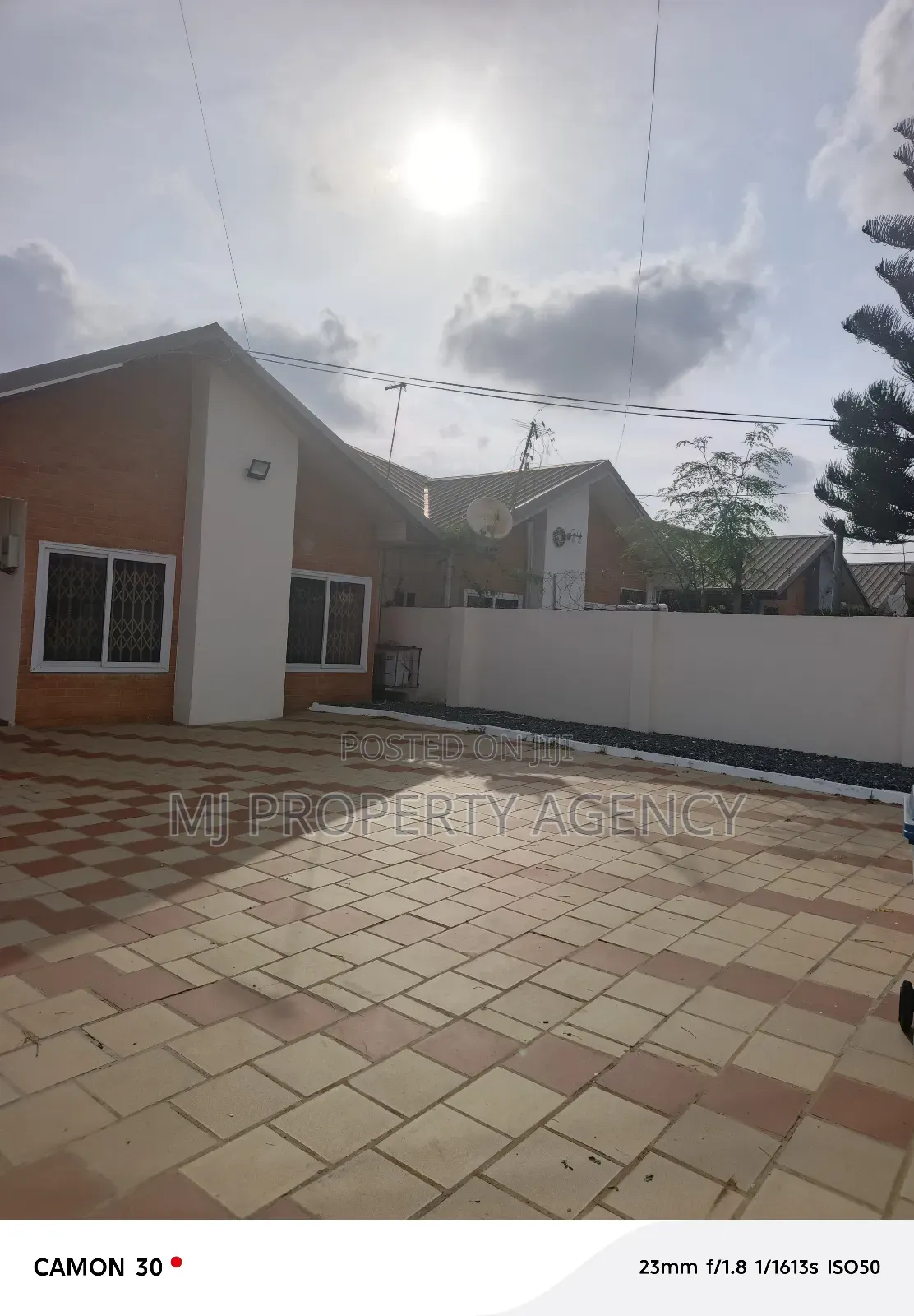 3bdrm House in Hfc Estate, Tema Metropolitan for rent in Tema Metropolitan