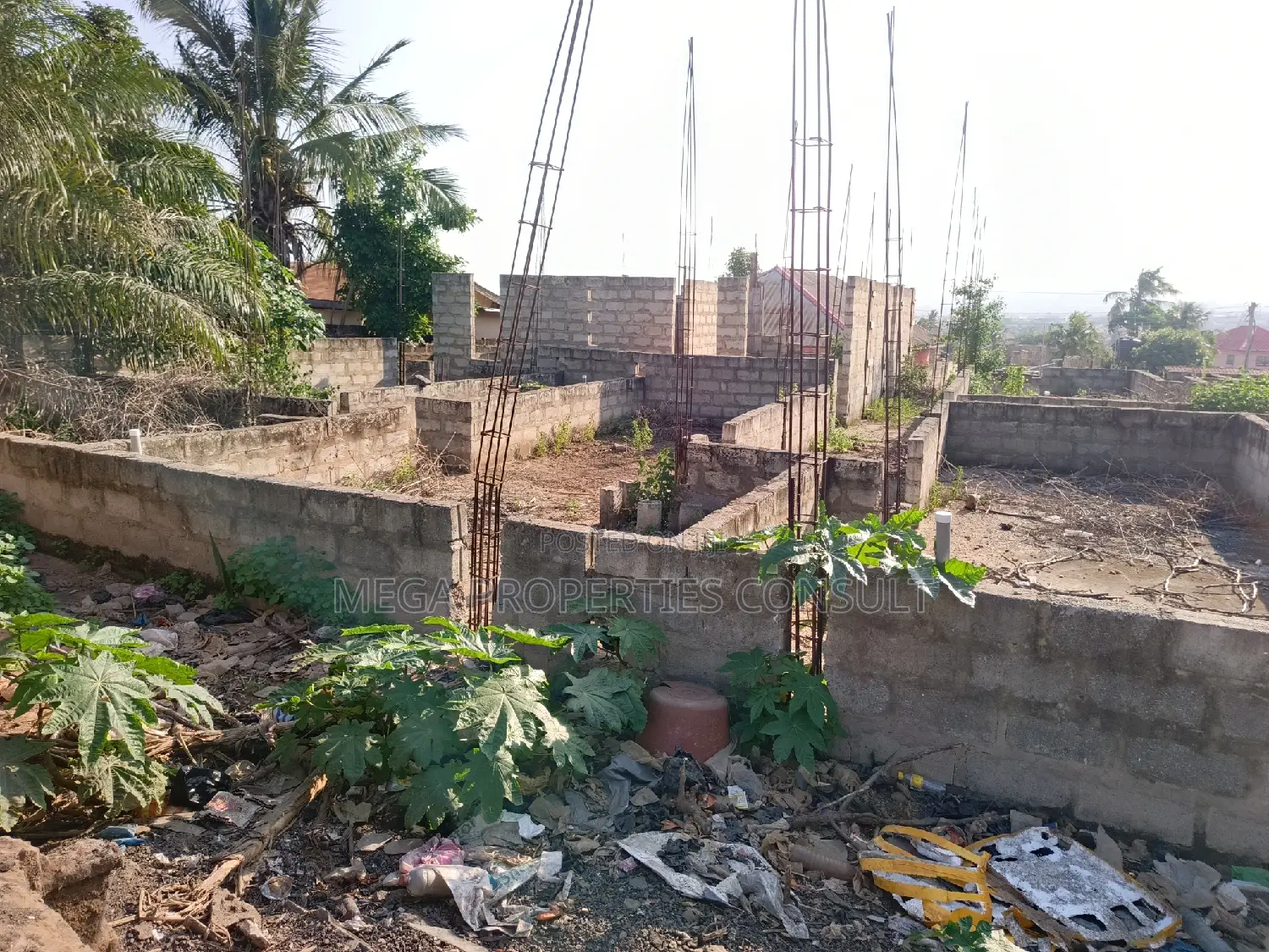 8bdrm House in Lapaz for sale in Lapaz