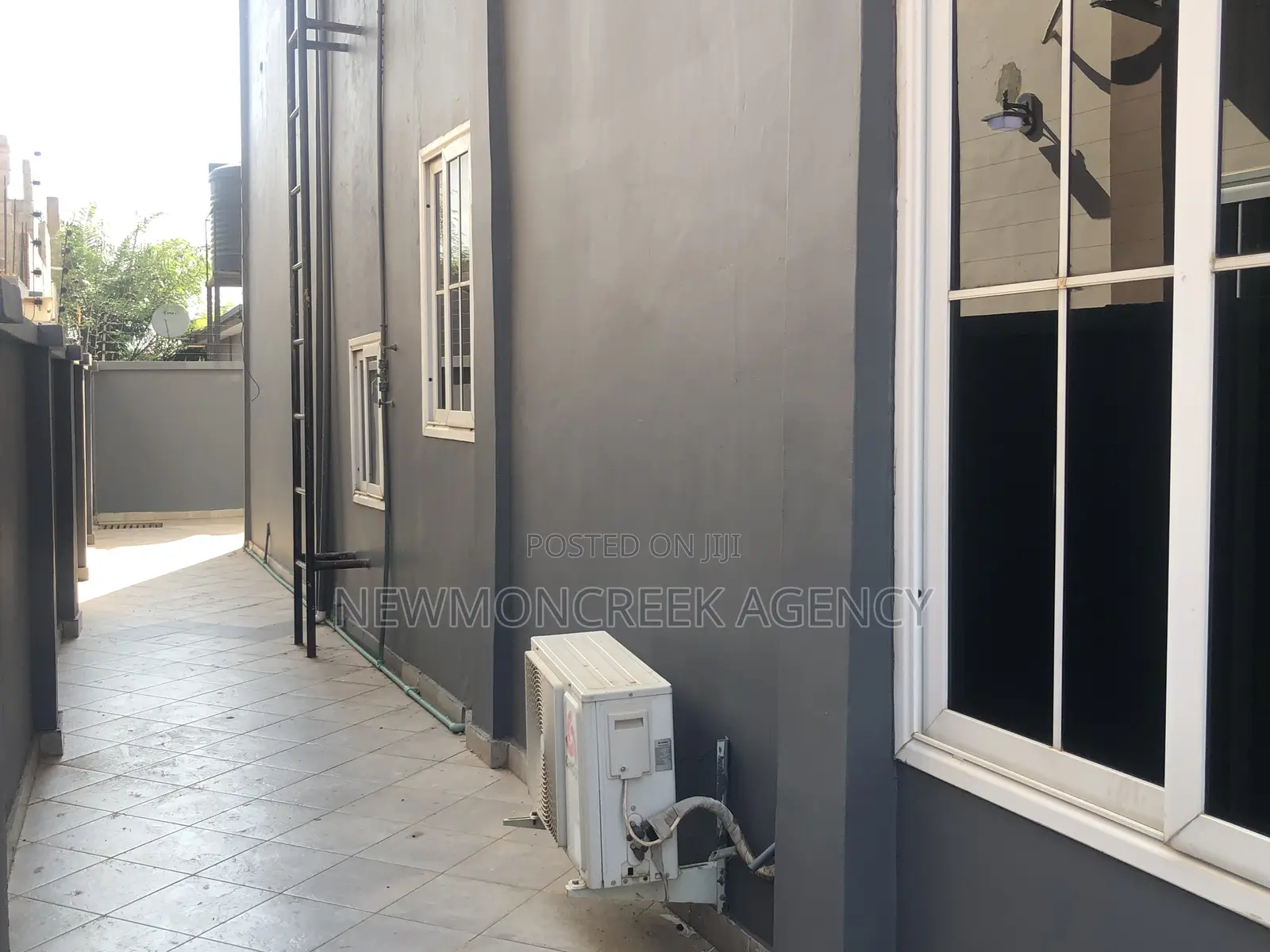 4bdrm Duplex in Lakeside Estates, Accra Metropolitan for rent in Accra Metropolitan