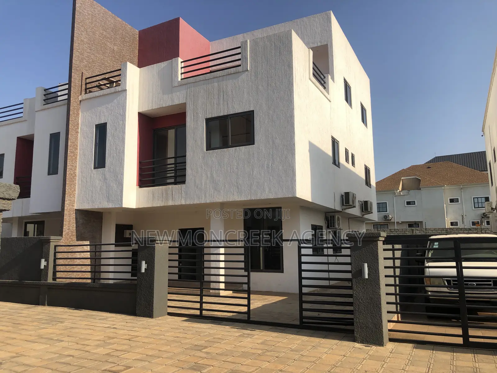 4bdrm Duplex in Adenta Pantang, Accra Metropolitan for sale in Accra Metropolitan