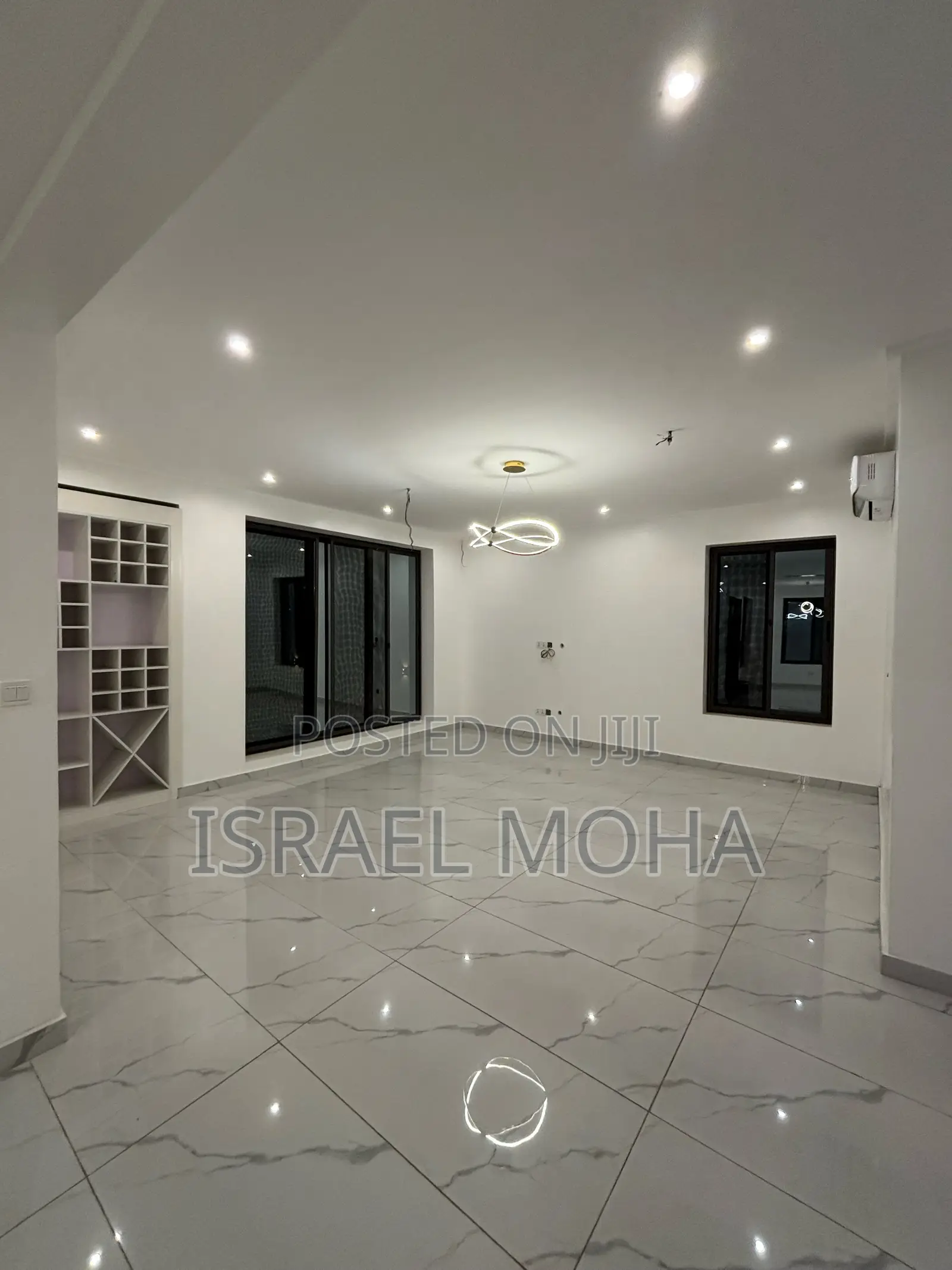 Executive Four Bedrooms Duplex House for Sale Lakeside Estat in Lake Side Estate