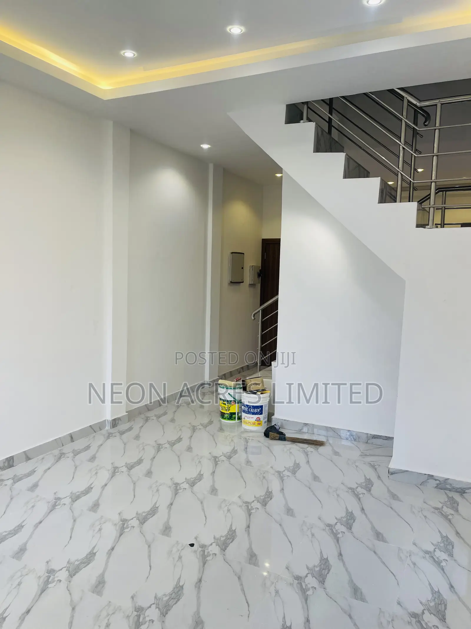 2bdrm House in The Laurels, School Junction for sale in School Junction