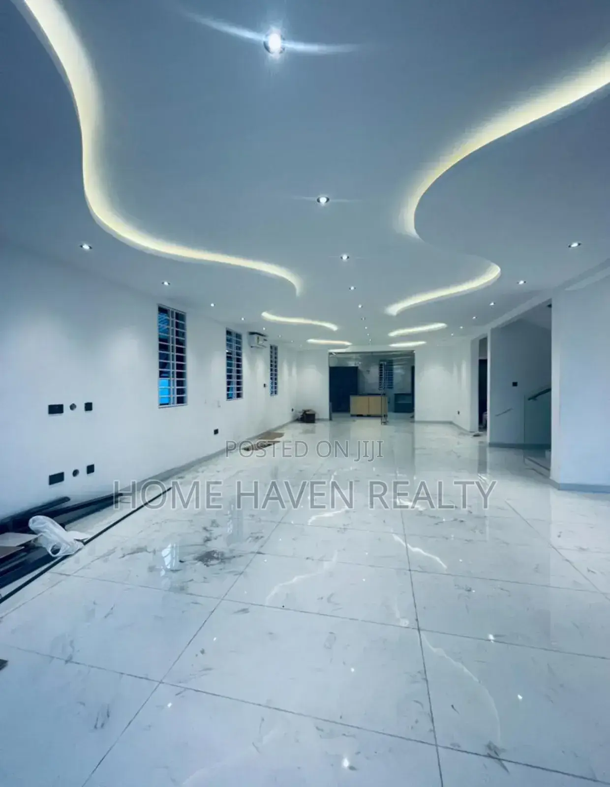 4bdrm House in School Junction, Ashaley Botwe for sale in Ashaley Botwe