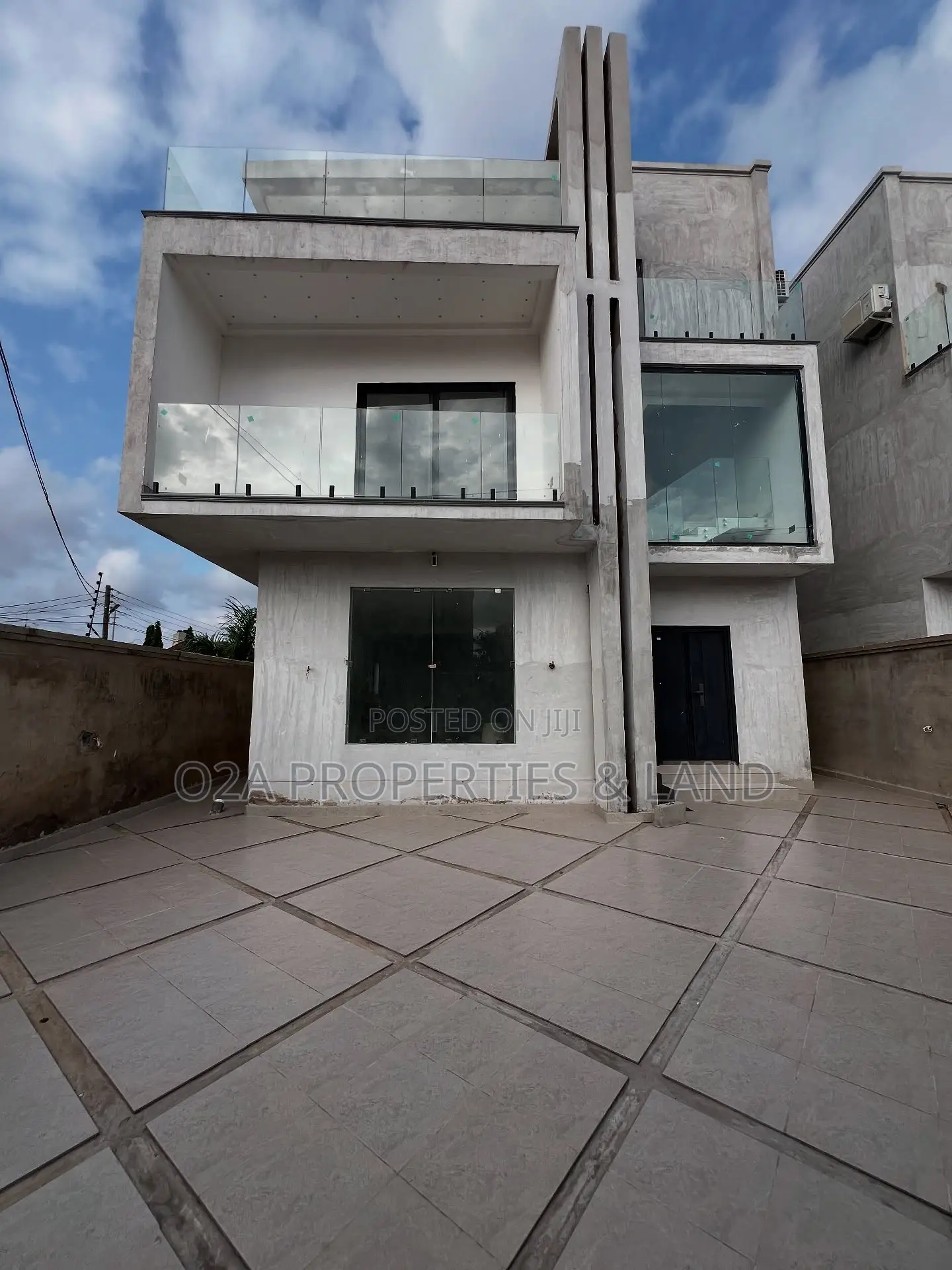 3bdrm House in Adjiringanor, Ability for sale in Ability
