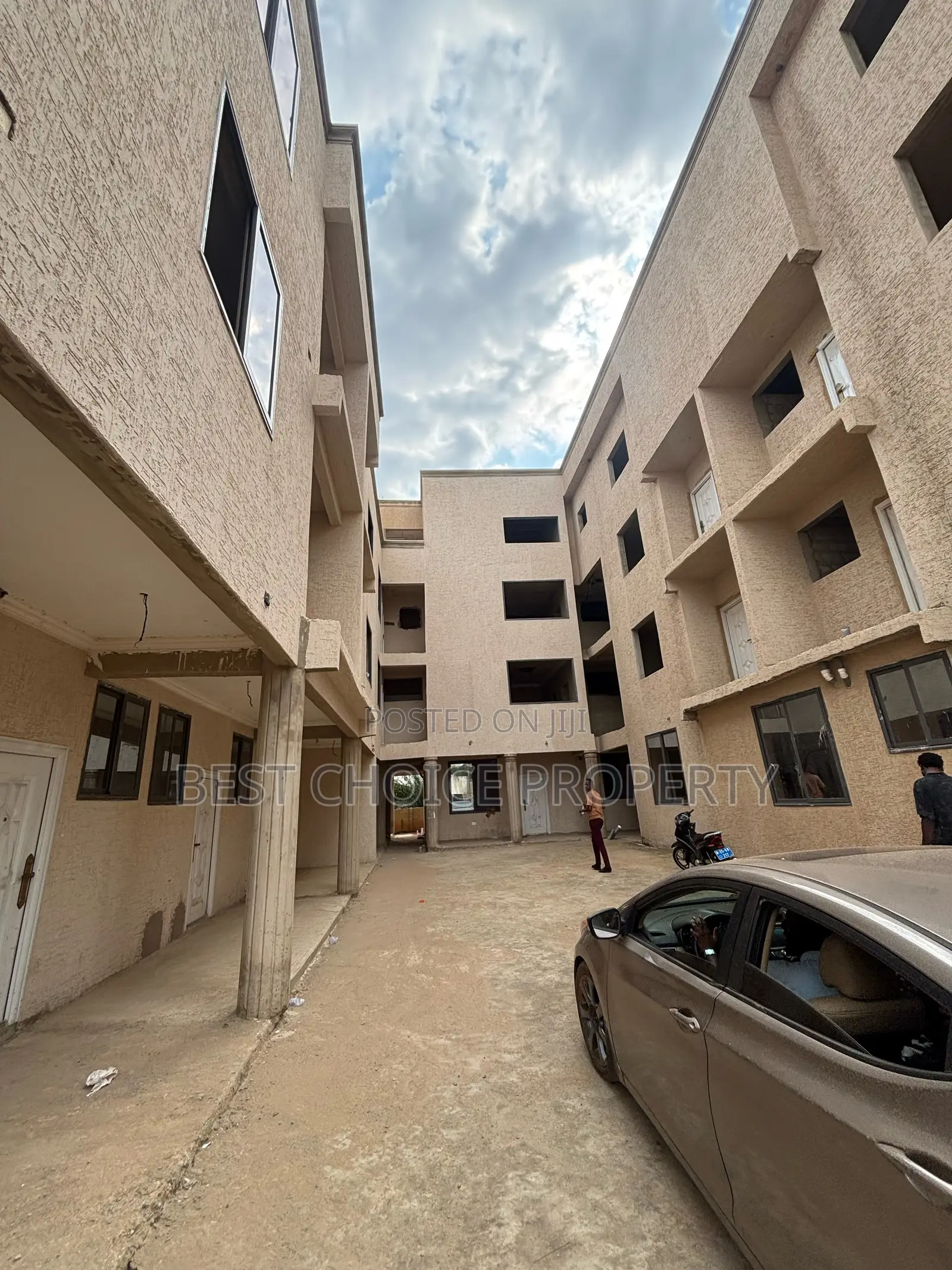 Chamber and Hall Sc Adenta New Legon in Adenta