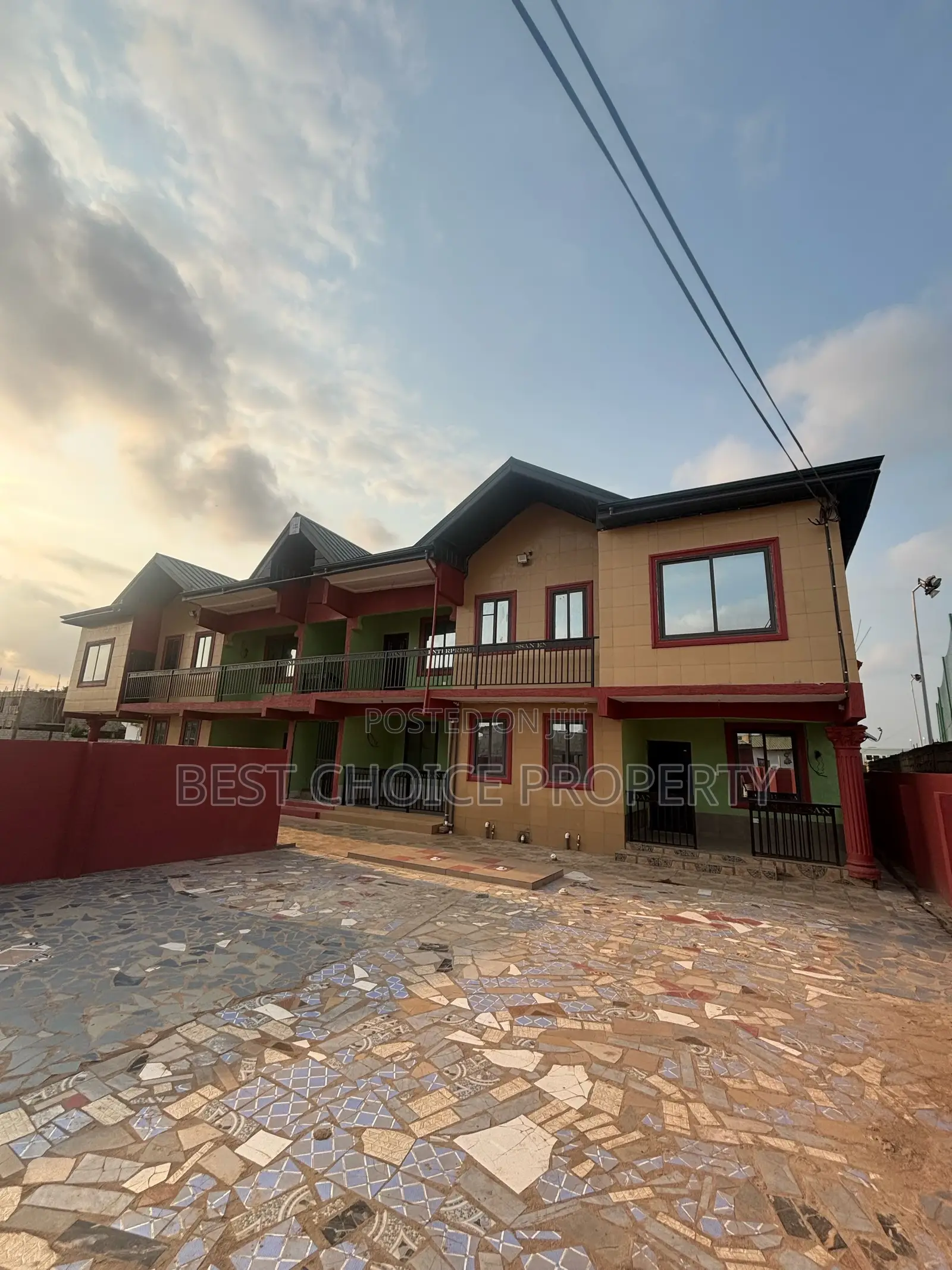 Chamber and Hall Sc Lakeside Community 1 in Lake Side Estate