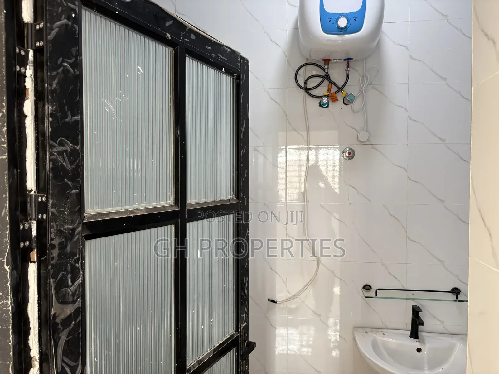 2bdrm Apartment in Perkyi No1, Kumasi Metropolitan for rent in Kumasi Metropolitan