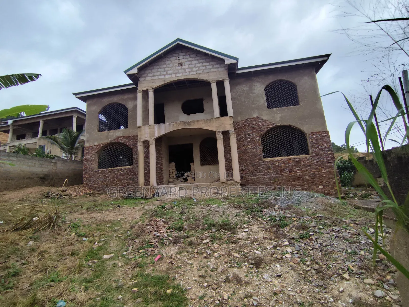 5bdrm House in Kwabenya Hills for sale in Kwabenya