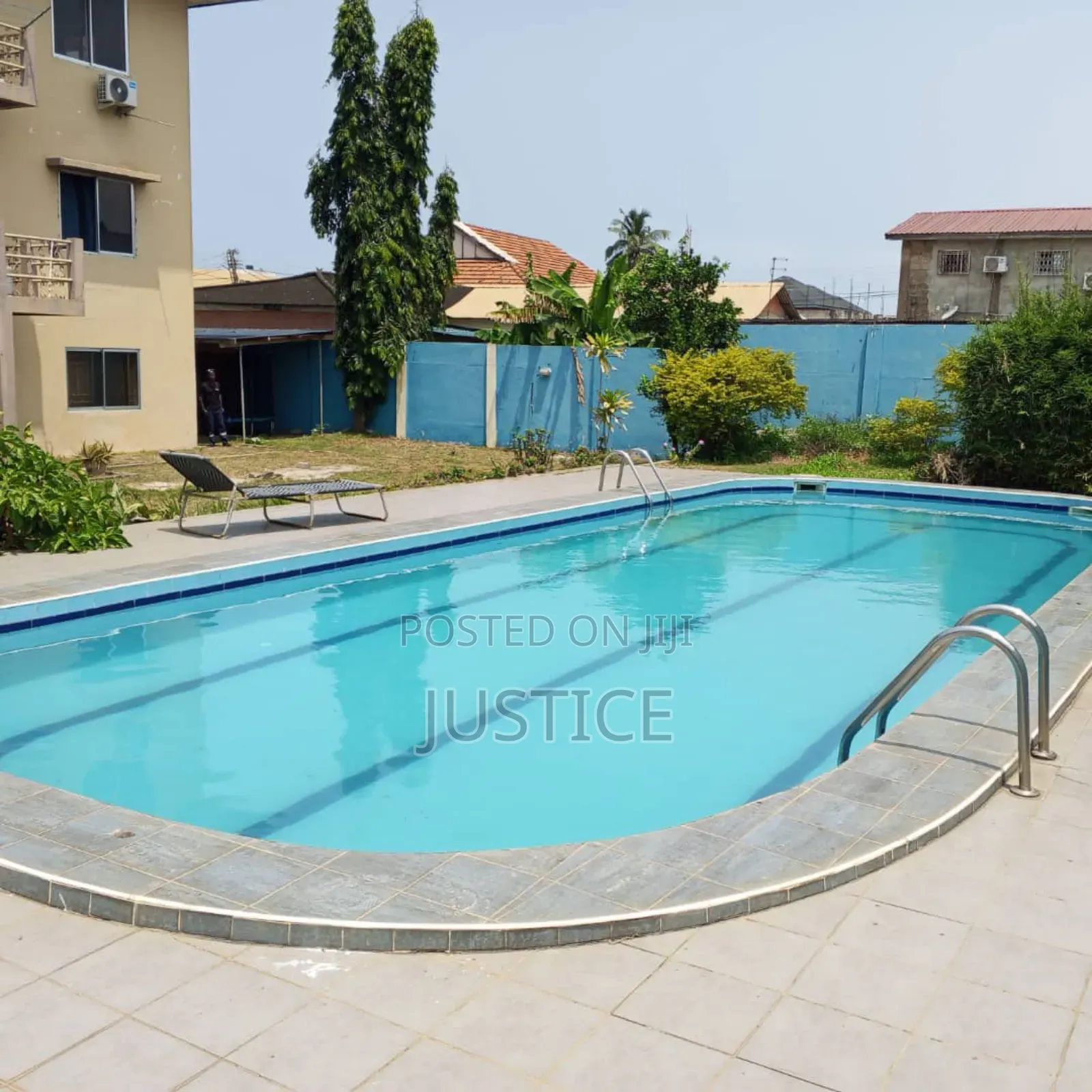 20bdrm Apartment in Osu for sale in Osu