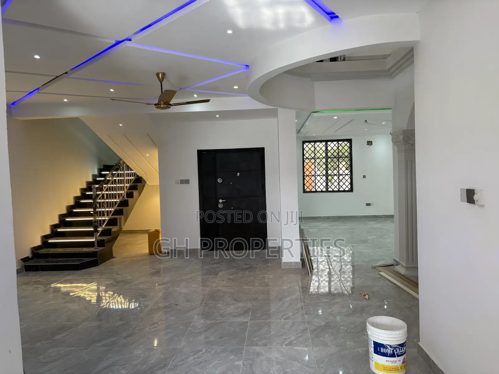 7bdrm Mansion in Atasemanso., Kumasi Metropolitan for sale in Kumasi Metropolitan