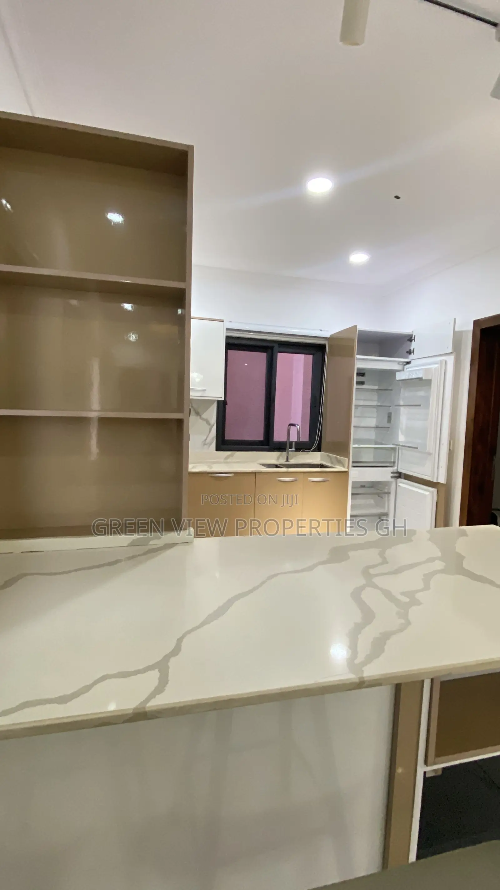 Furnished 4bdrm Duplex in West Hills Mall Area for rent in West Hills Mall Area