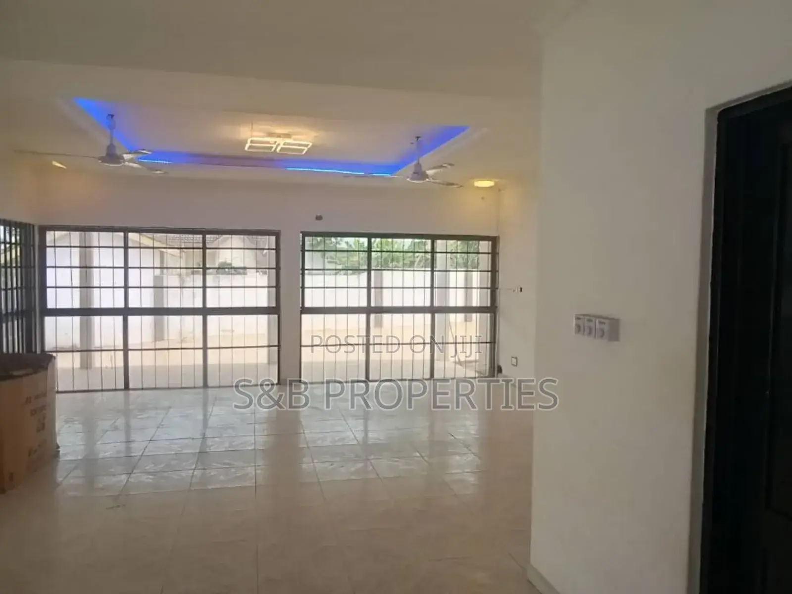 4bdrm House in Ashomang Estate for sale in Ashomang Estate