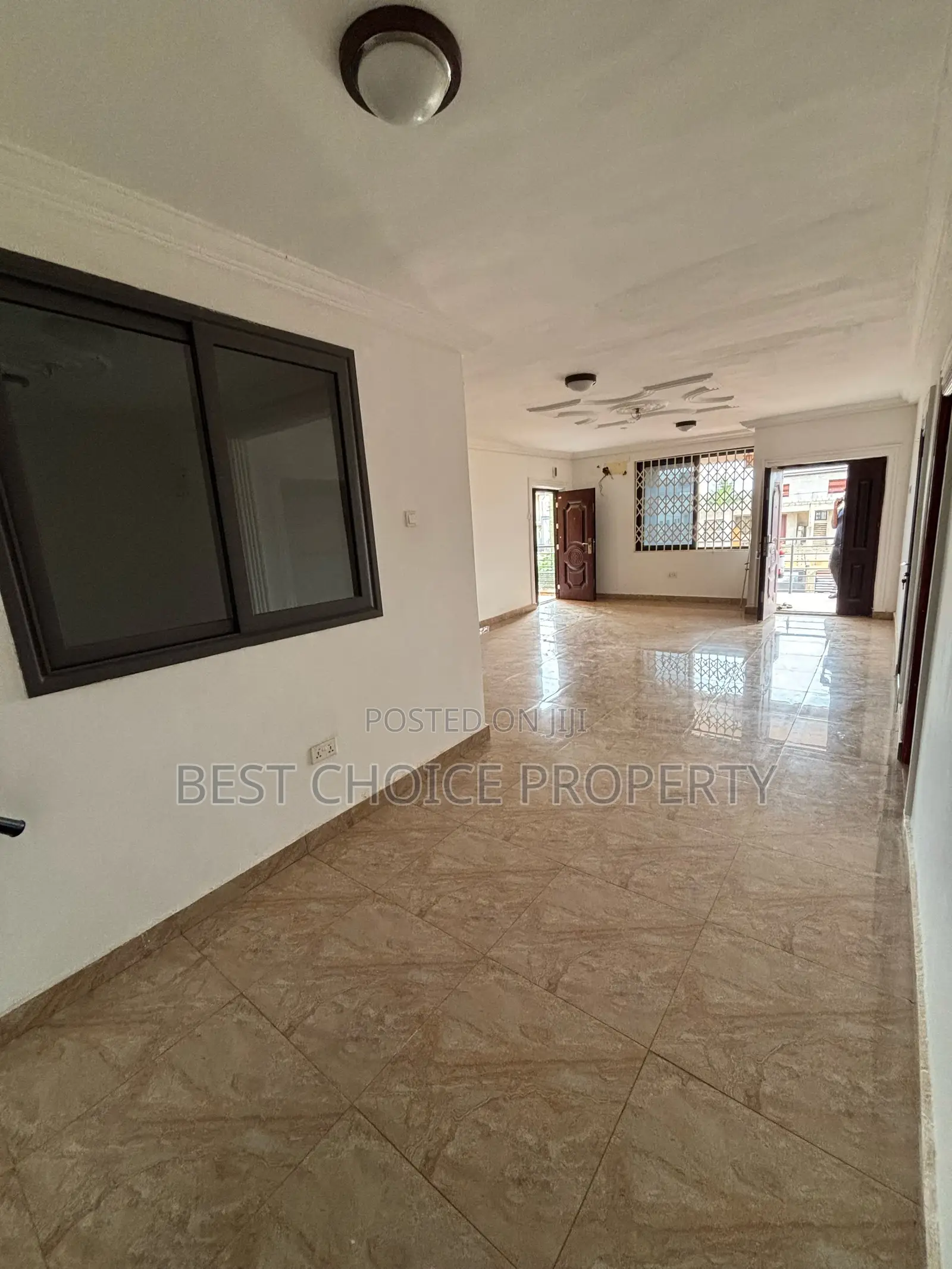 Two Bedroom Apartment Lakeside Community 8 in Lake Side Estate