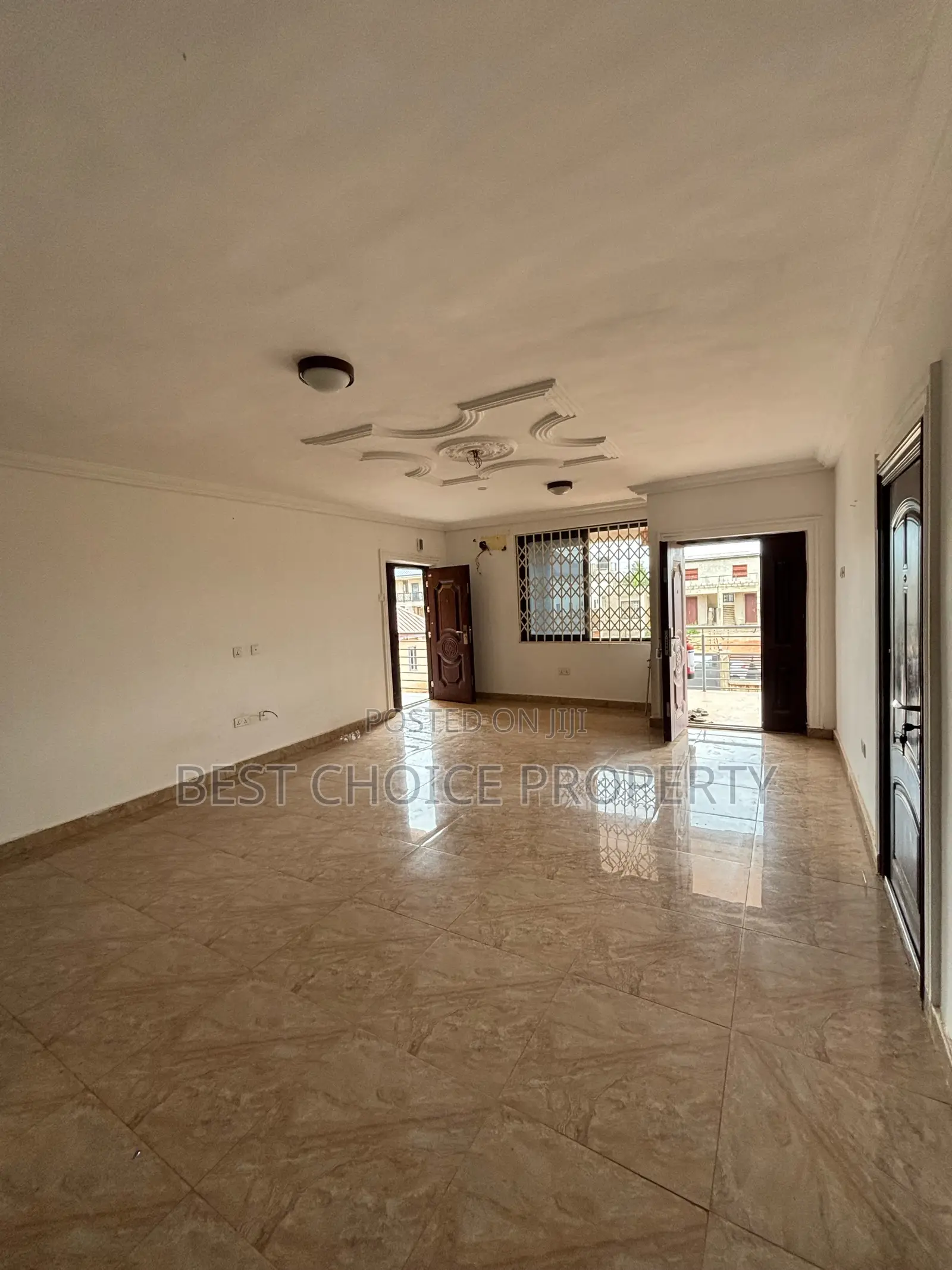 Two Bedroom Apartment Lakeside Community 8 in Lake Side Estate