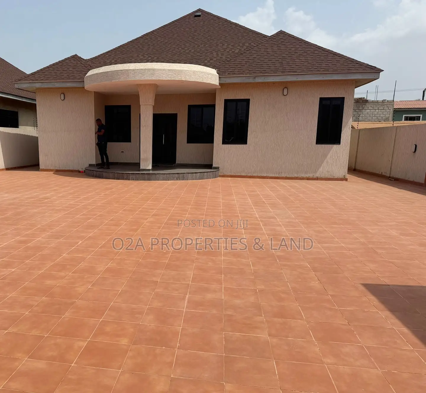 3bdrm House in Botwe, Lake Side Estate for sale in Lake Side Estate