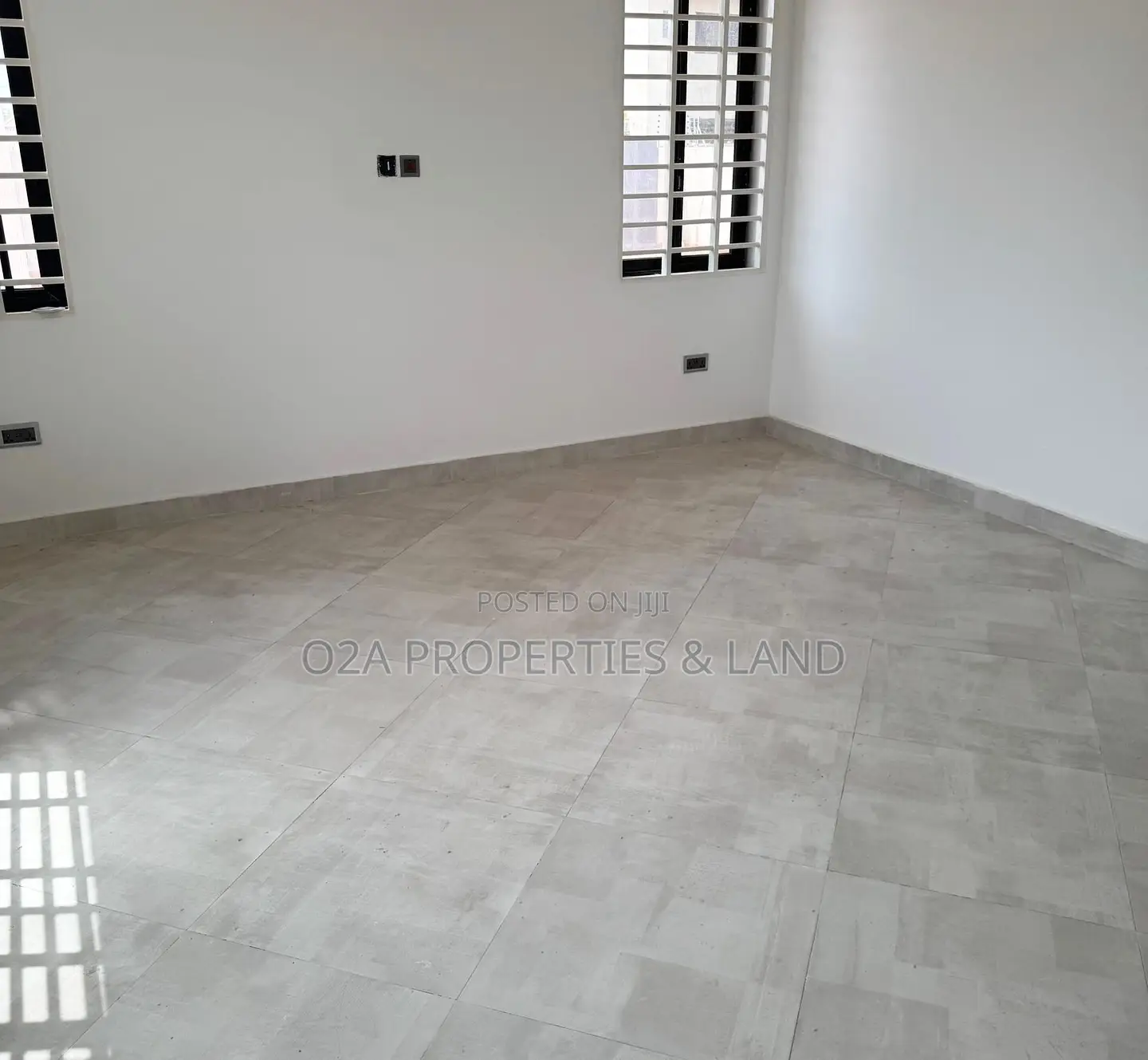 3bdrm House in Botwe, Lake Side Estate for sale in Lake Side Estate