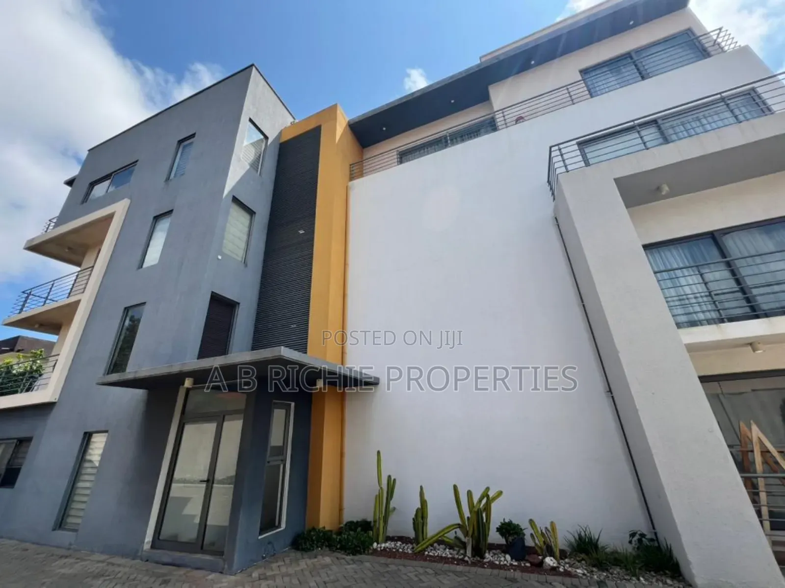 2bdrm Apartment in Ab Richie Properties, Abelemkpe for sale in Abelemkpe