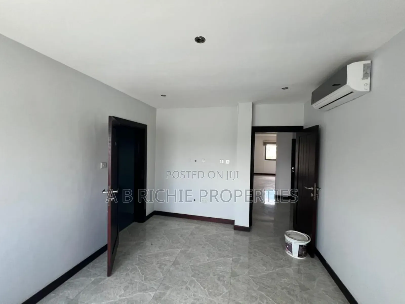2bdrm Apartment in Ab Richie Properties, Abelemkpe for sale in Abelemkpe