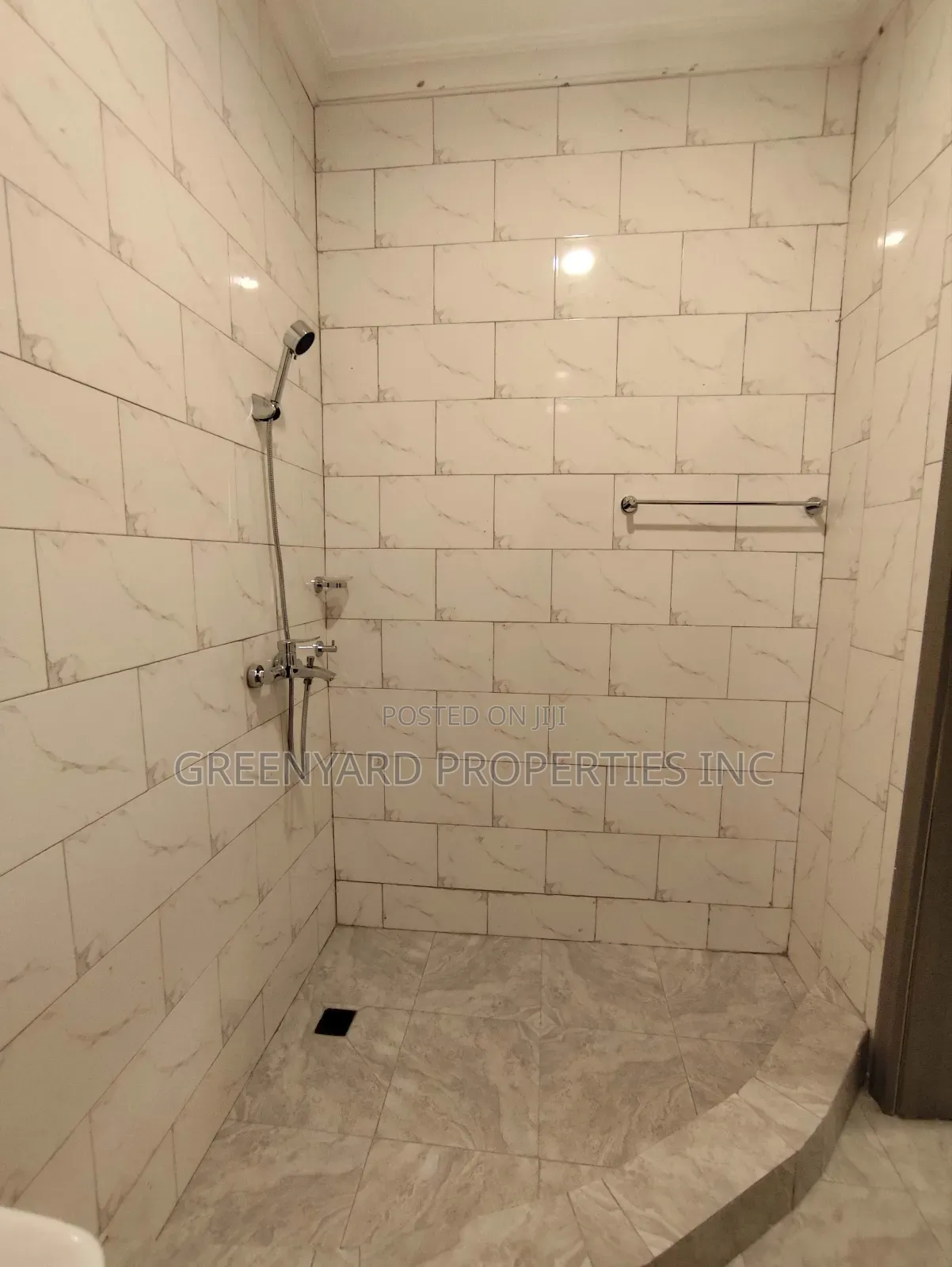2bdrm Apartment in Ogbojo, East Legon for rent in East Legon