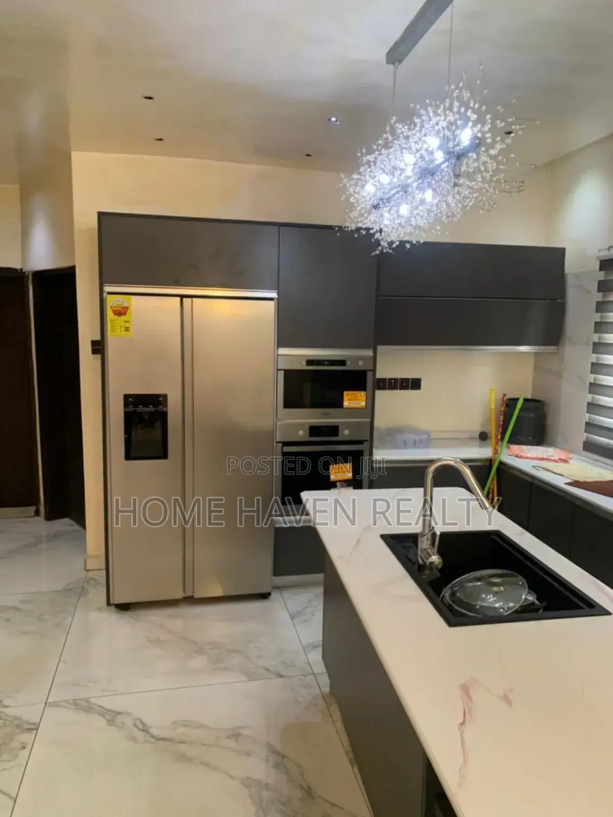 Furnished 3bdrm House in Hills, East Legon for rent in East Legon