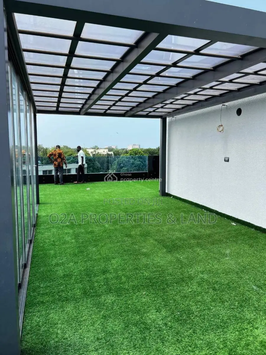 4bdrm Townhouse / Terrace in Cantonment, Acquinas for rent in Acquinas