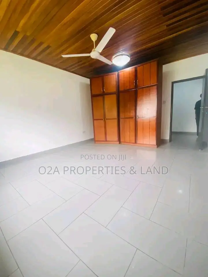 5bdrm House in East Legon, Bawaleshie for rent in Bawaleshie