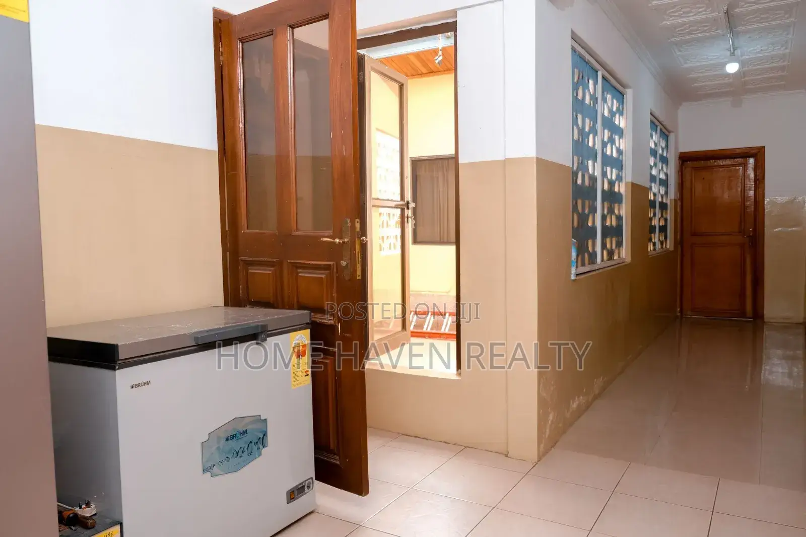 5bdrm House in Jafata, Sakumono for rent in Sakumono