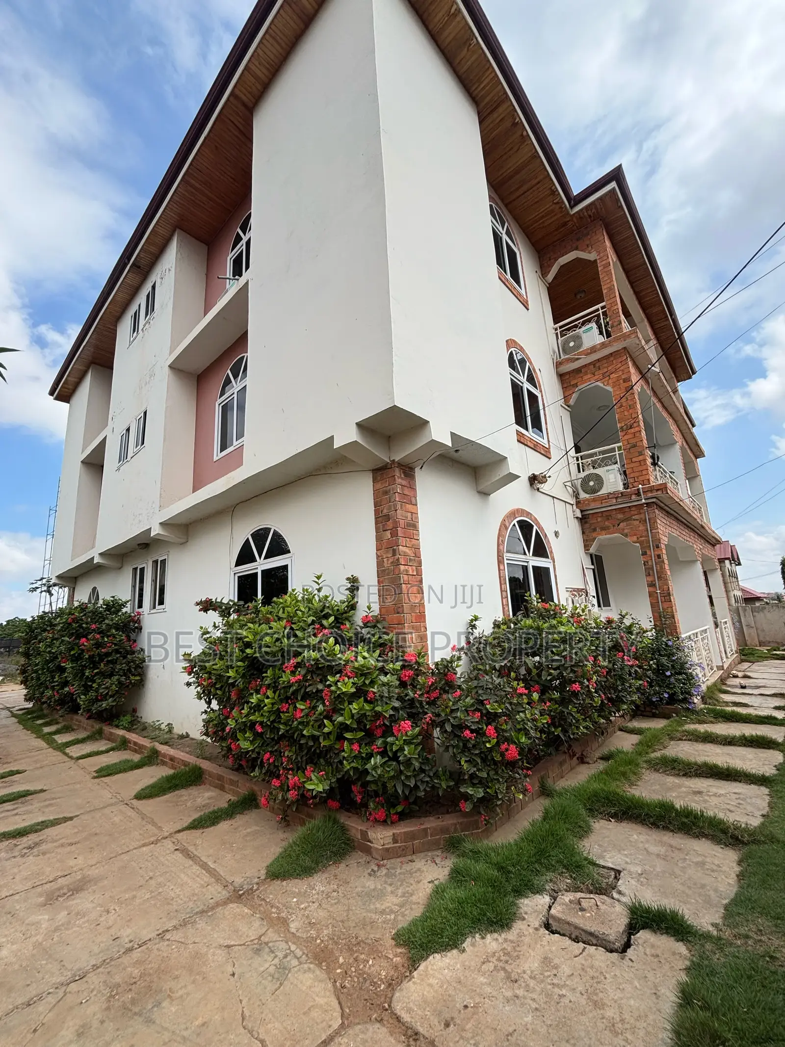 2 Bedroom Apartment for Rent at New Nation in Lake Side Estate
