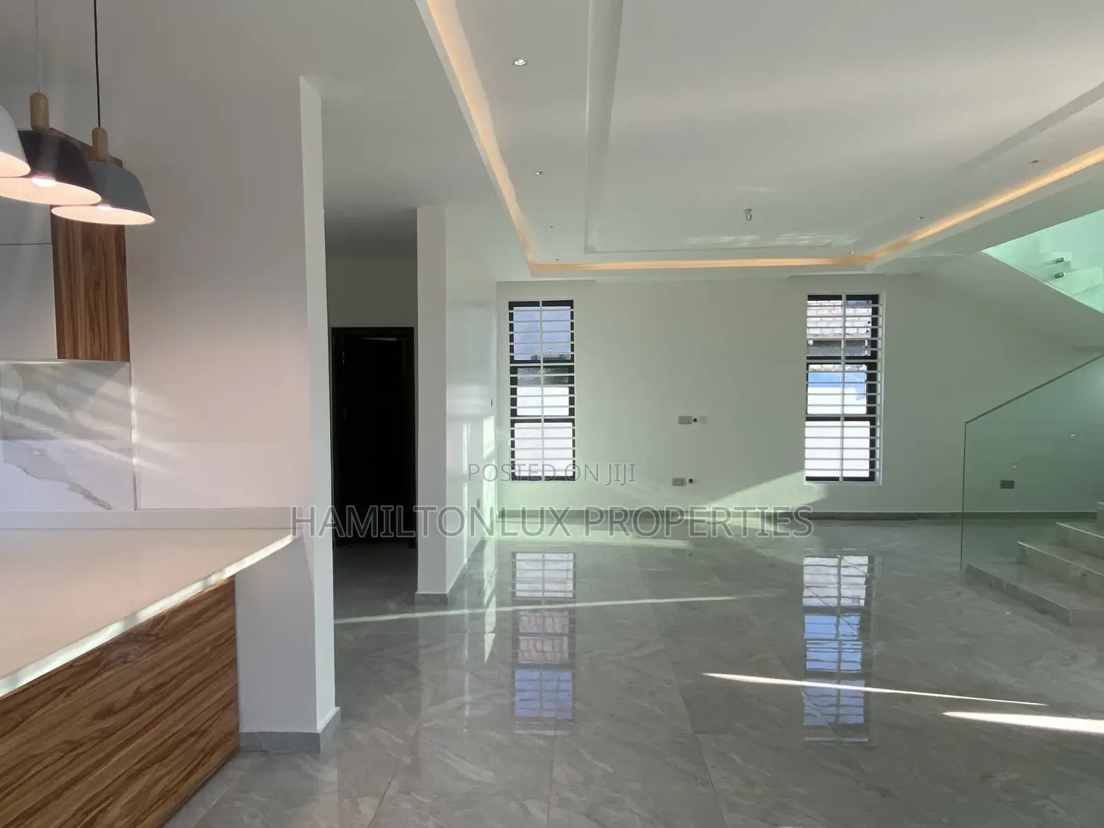 4bdrm House in Lakeside Estate for sale in Lake Side Estate