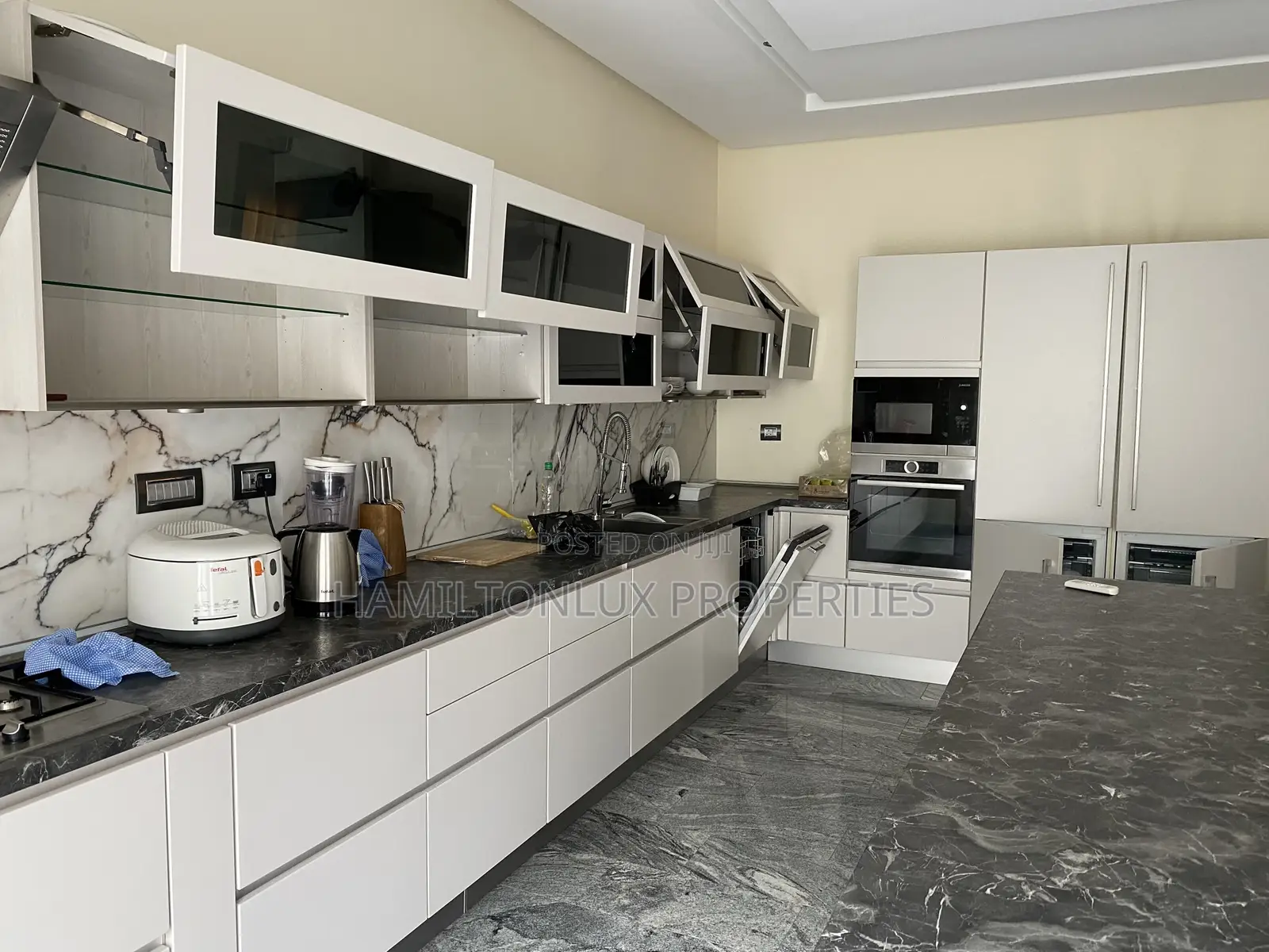 Furnished 4bdrm House in East Legon for rent in East Legon