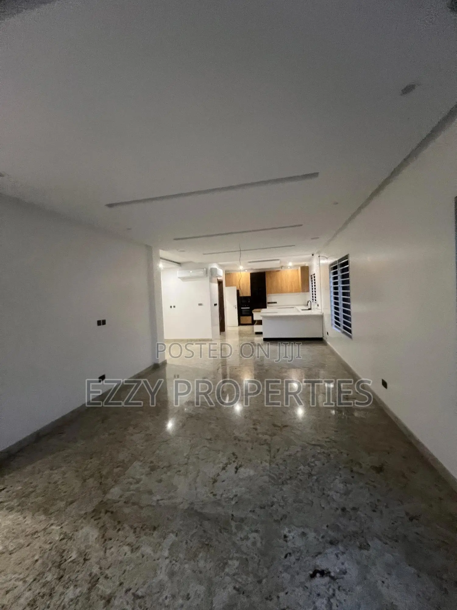 4bdrm House in 100, East Legon for sale in East Legon