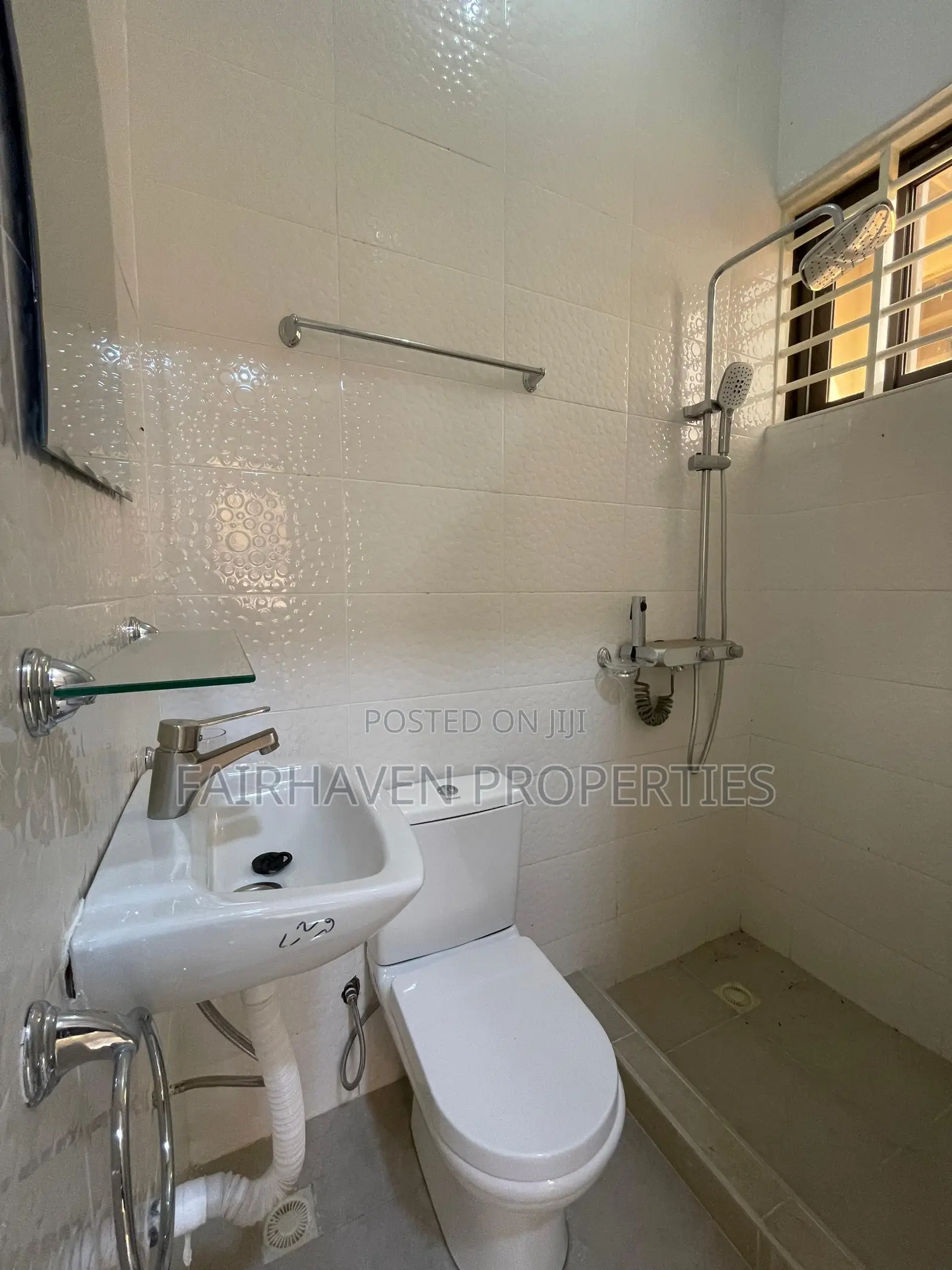 2bdrm House in Lashibi for sale in Lashibi