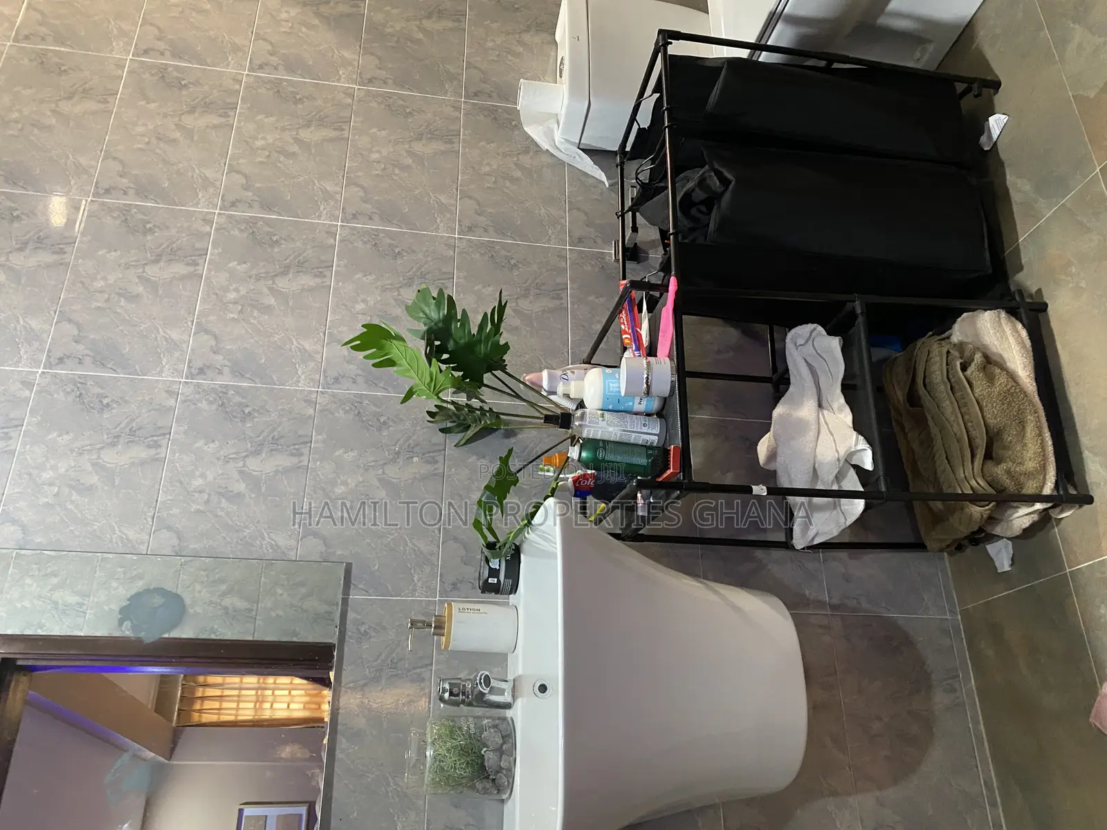 1bdrm Apartment in East Legon Hills, School Junction for rent in School Junction