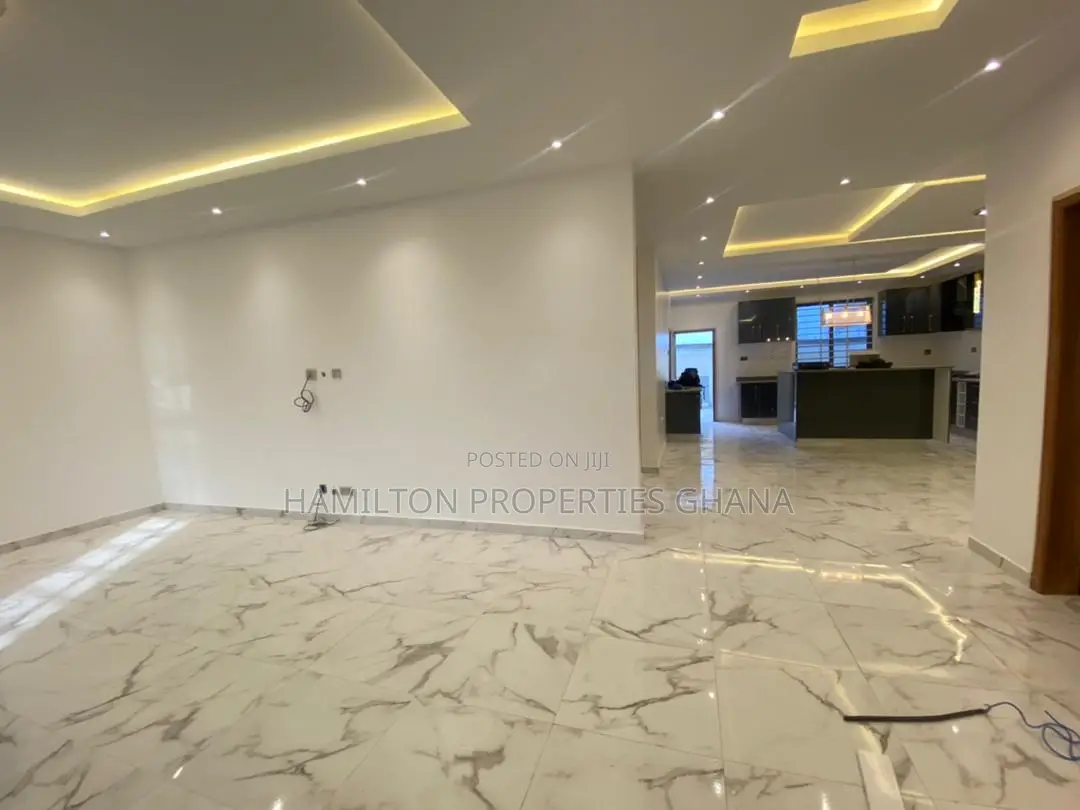 4bdrm Mansion in Lakeside Estate for rent in Lake Side Estate