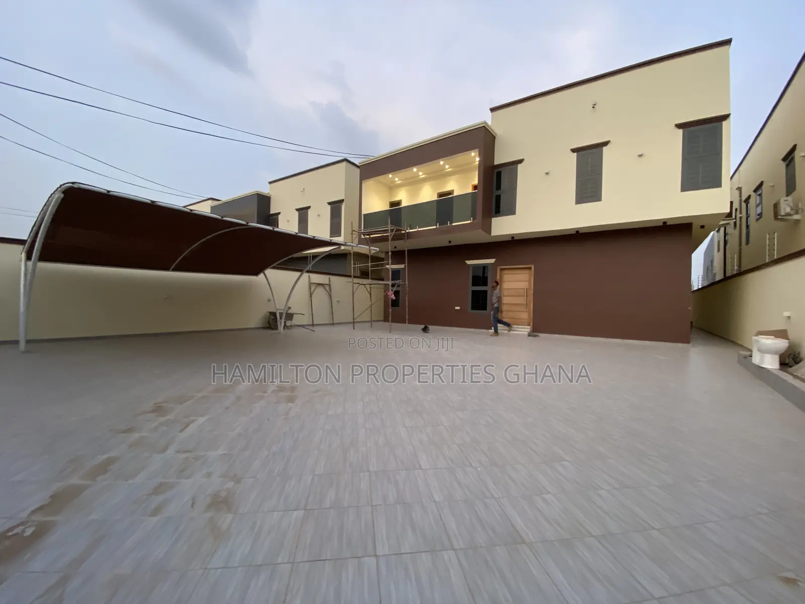 4bdrm Mansion in East Legon Hills for sale in East Legon