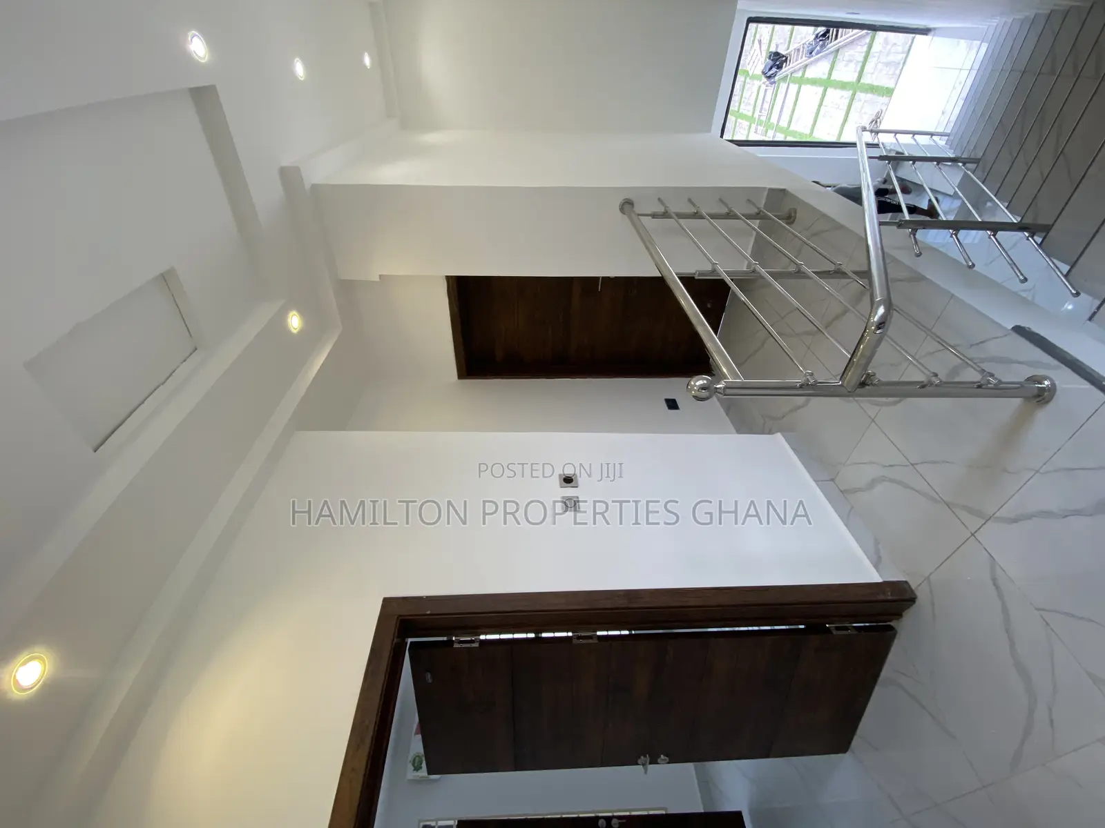 3bdrm House in School Junction Bvld for rent in School Junction